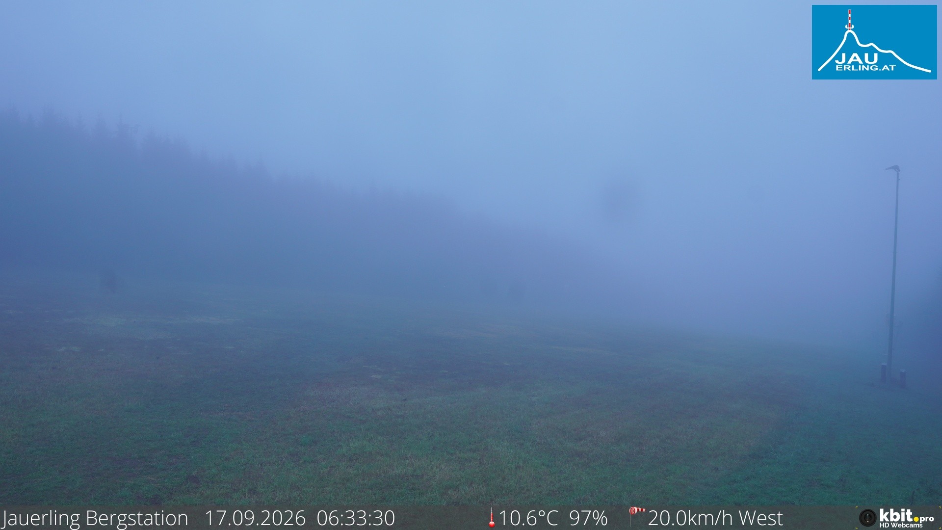 Archived image Webcam Panoramic view - mountain station Jauerling