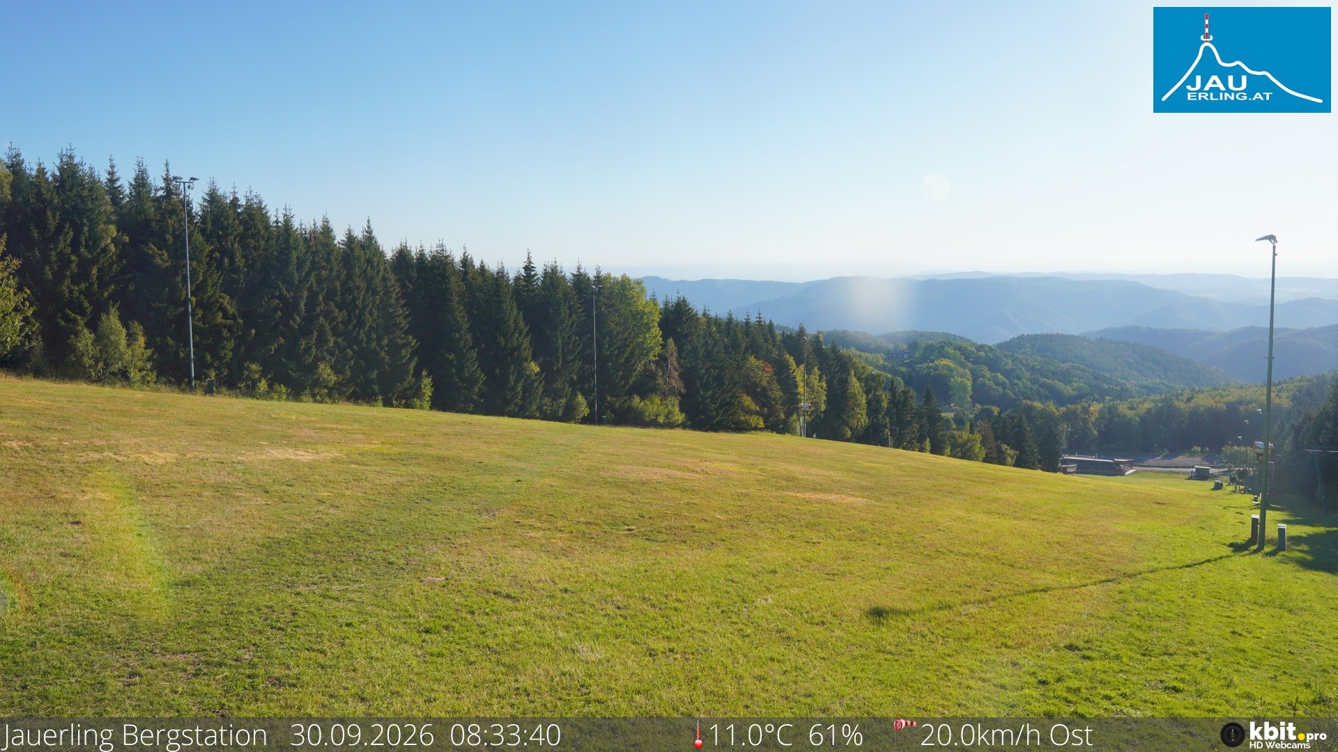 Archived image Webcam Panoramic view - mountain station Jauerling