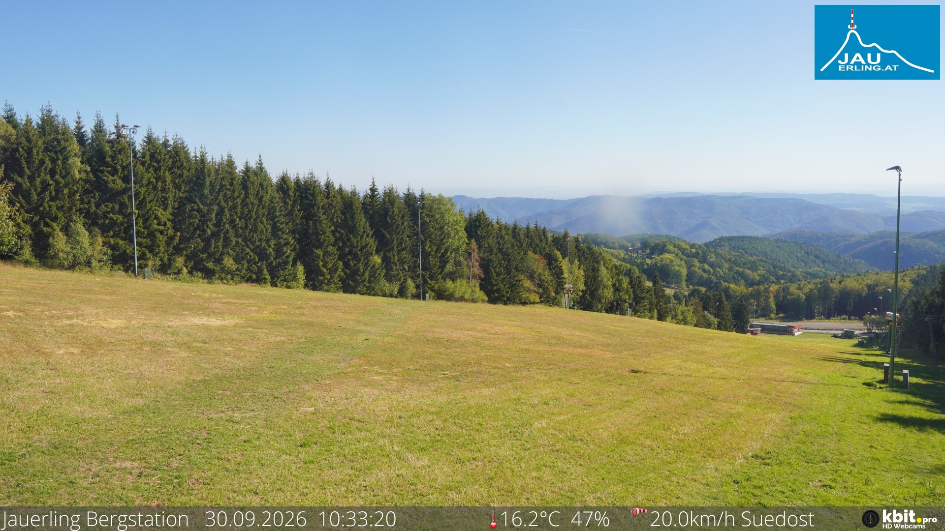 Archived image Webcam Panoramic view - mountain station Jauerling