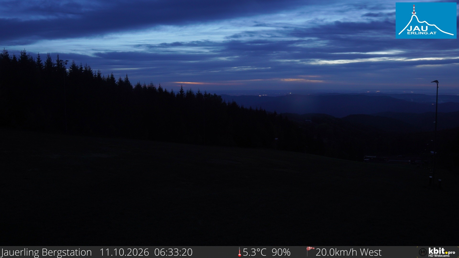 Archived image Webcam Panoramic view - mountain station Jauerling
