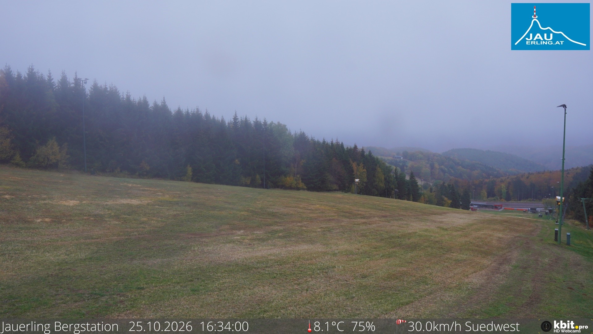 Archived image Webcam Panoramic view - mountain station Jauerling