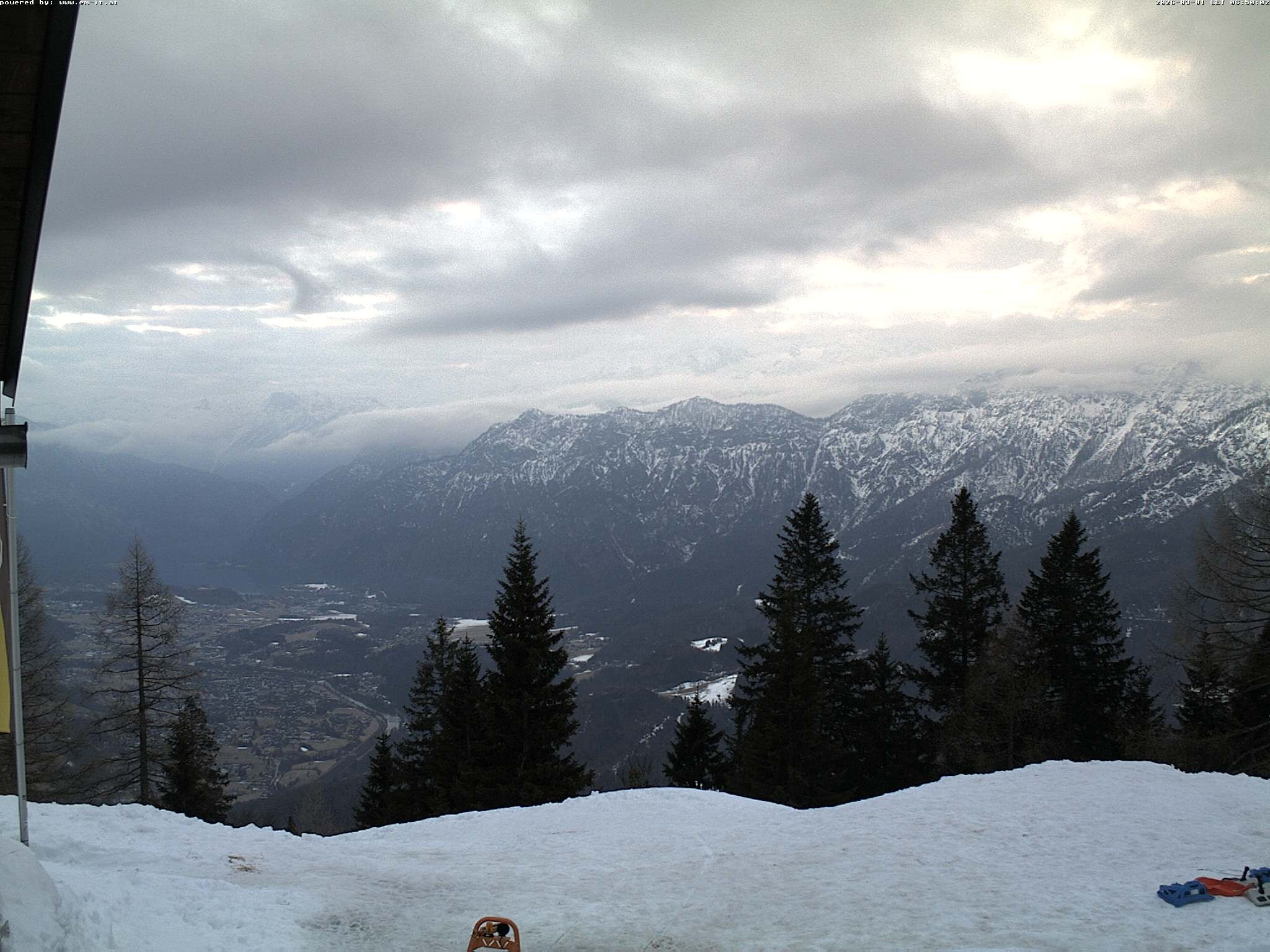 Archived image Webcam Top station Katrin (Bad Ischl/Upper Austria)