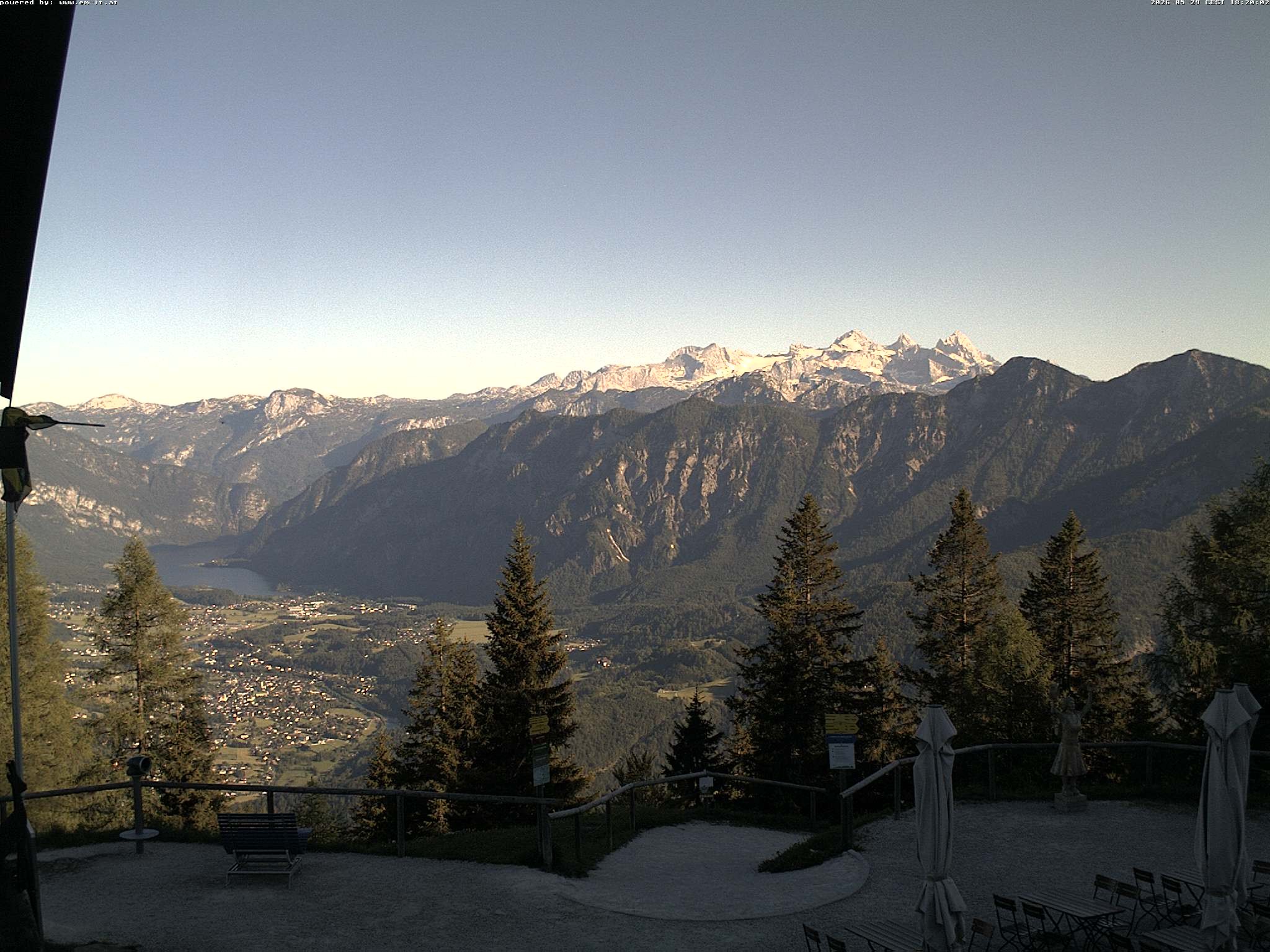 Archiv Foto Webcam Bergstation Katrin (Bad Ischl/Oberösterreich)