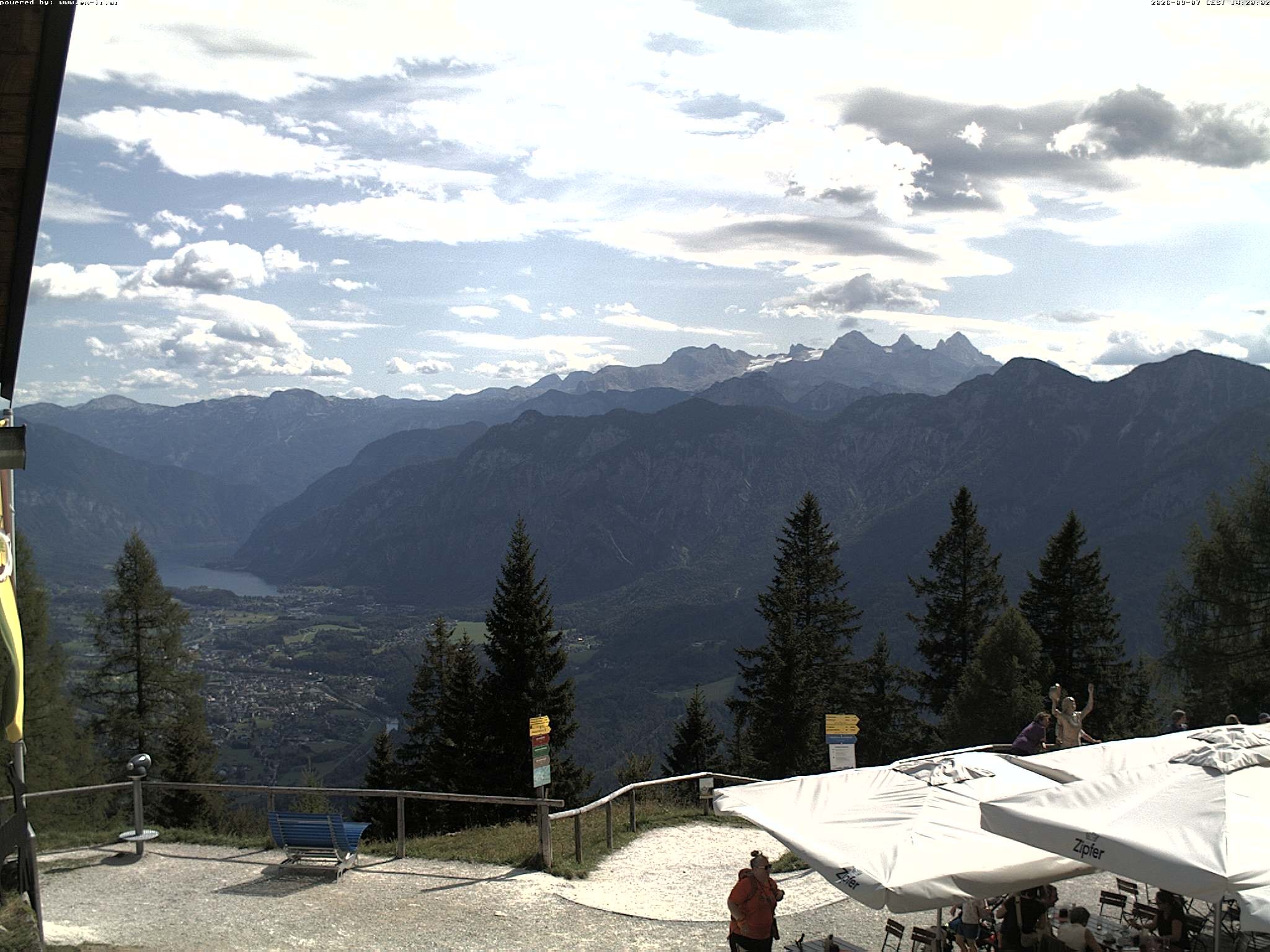 Archived image Webcam Top station Katrin (Bad Ischl/Upper Austria)