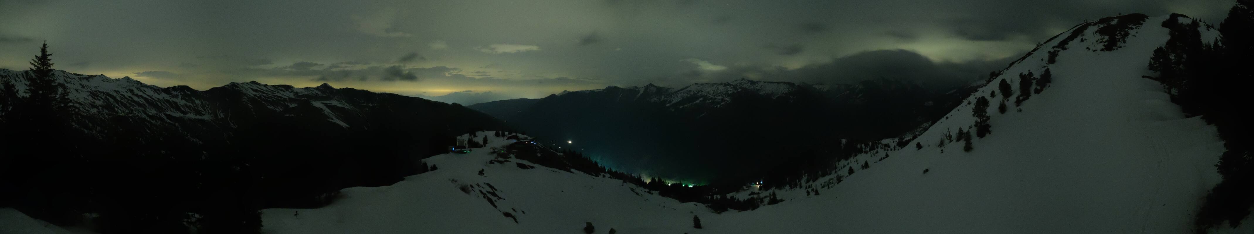 Archived image Webcam Hochsitz (1.820 m)