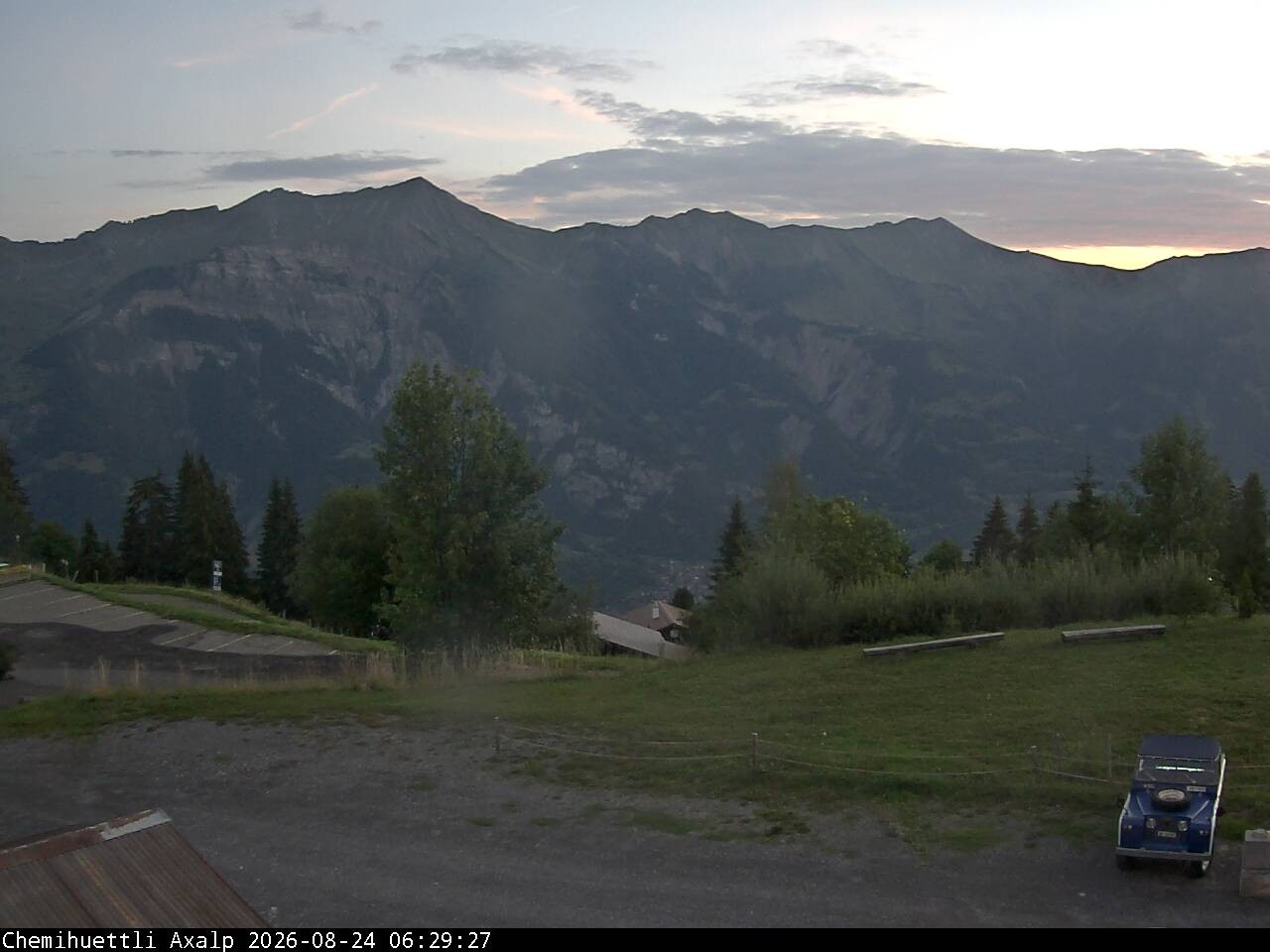 Archiv Foto Webcam Chemihüttli Apartments Axalp