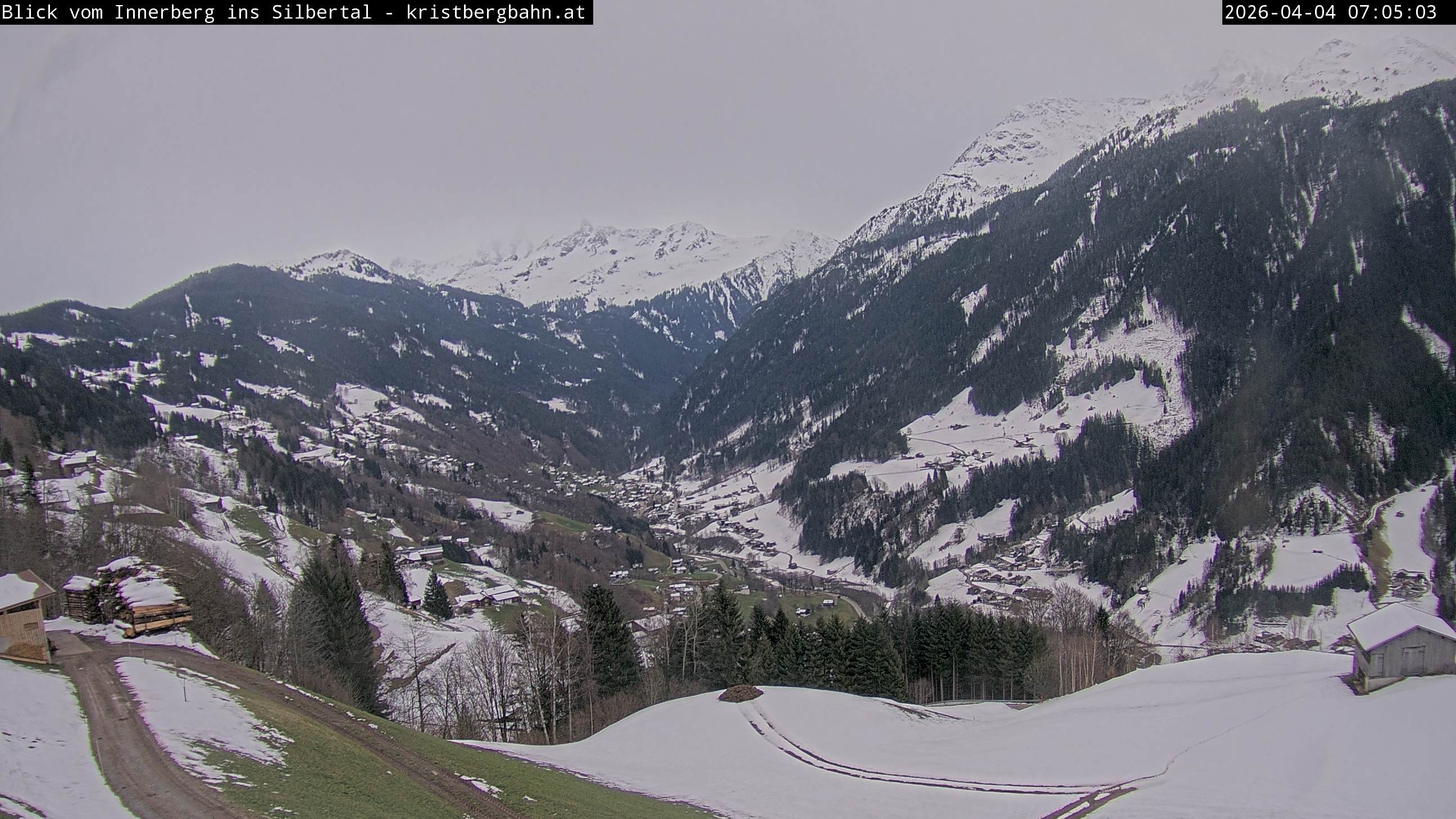 Archived image Webcam Innerberg, "Silbertal" valley