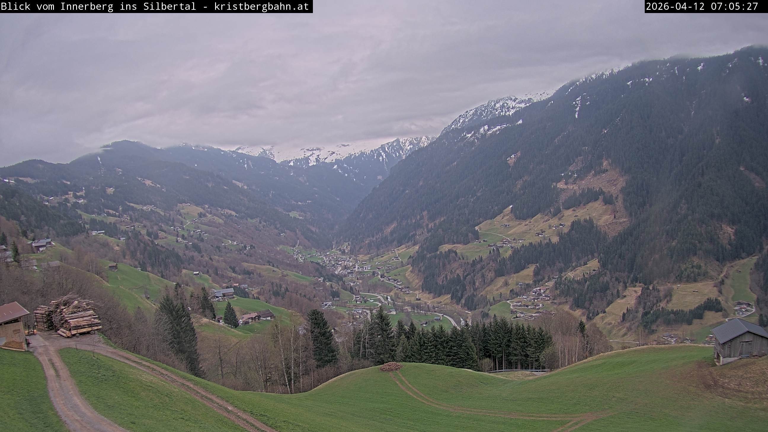 Archived image Webcam Innerberg, "Silbertal" valley
