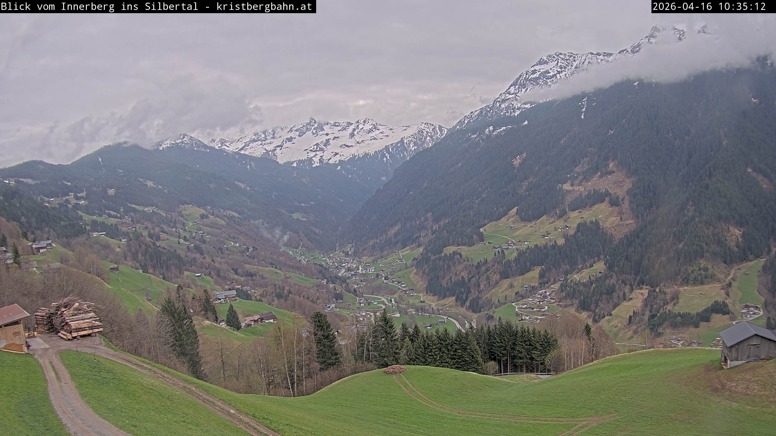 Archived image Webcam Innerberg, "Silbertal" valley