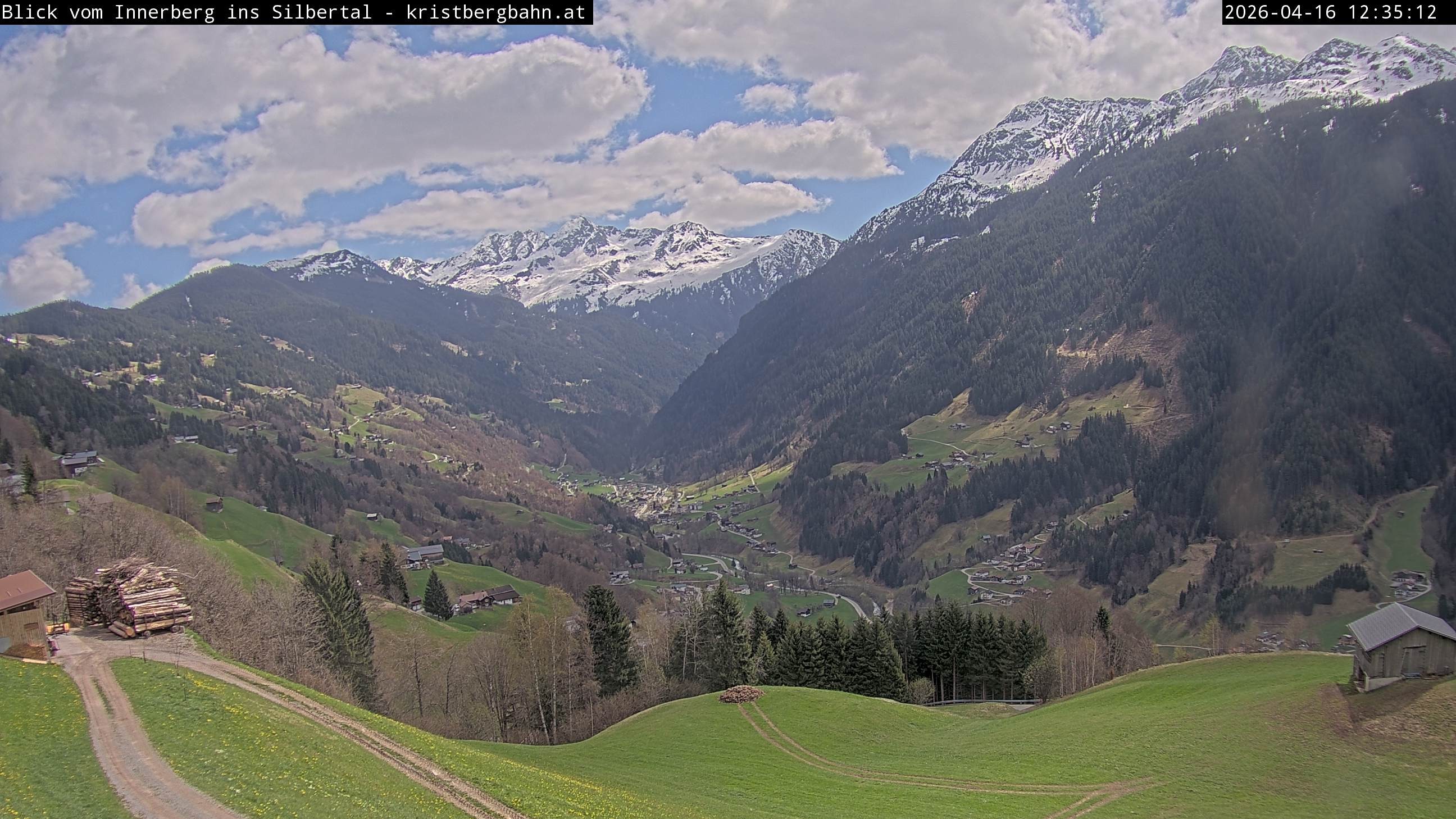 Archived image Webcam Innerberg, "Silbertal" valley