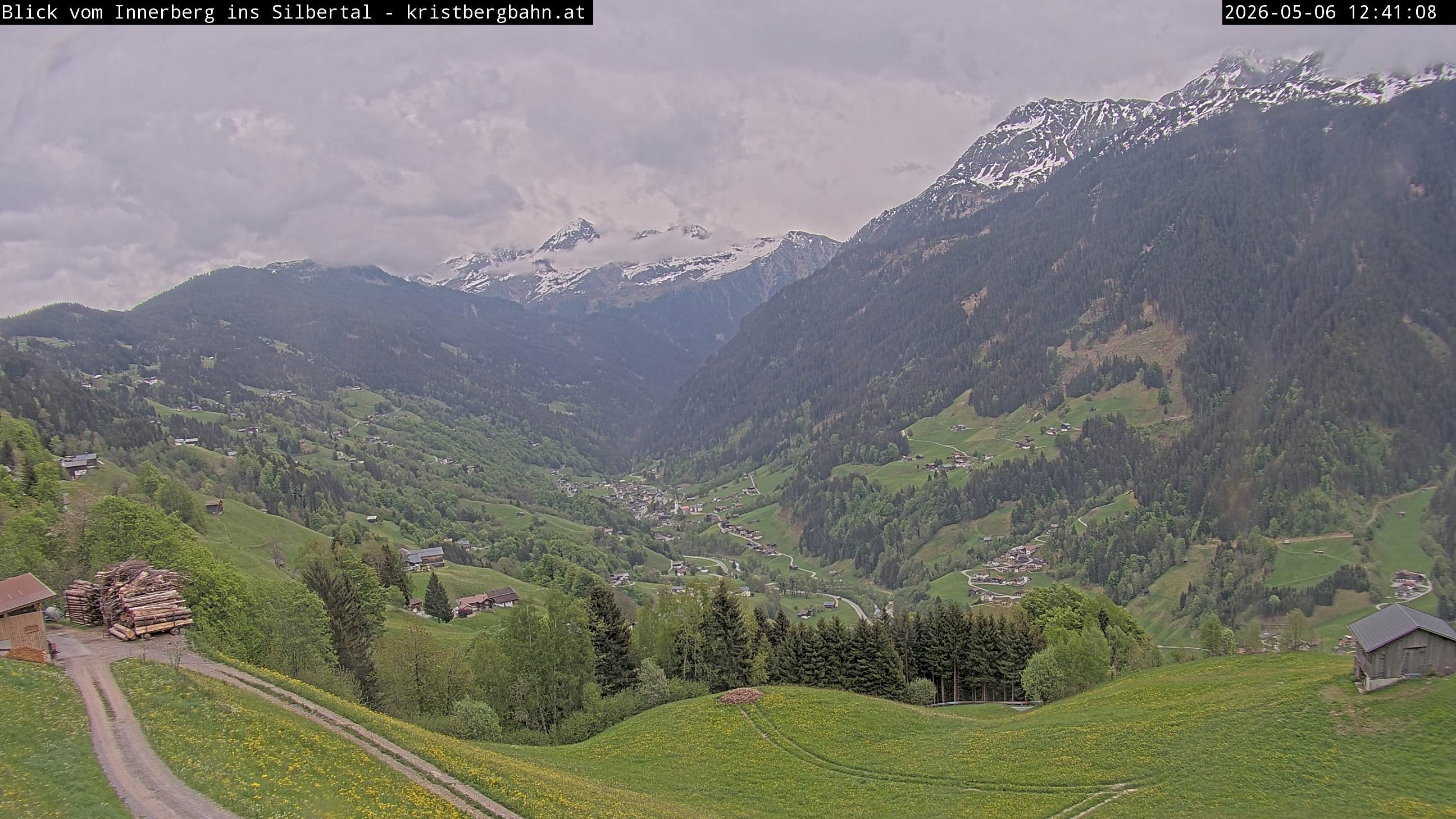 Archived image Webcam Innerberg, "Silbertal" valley