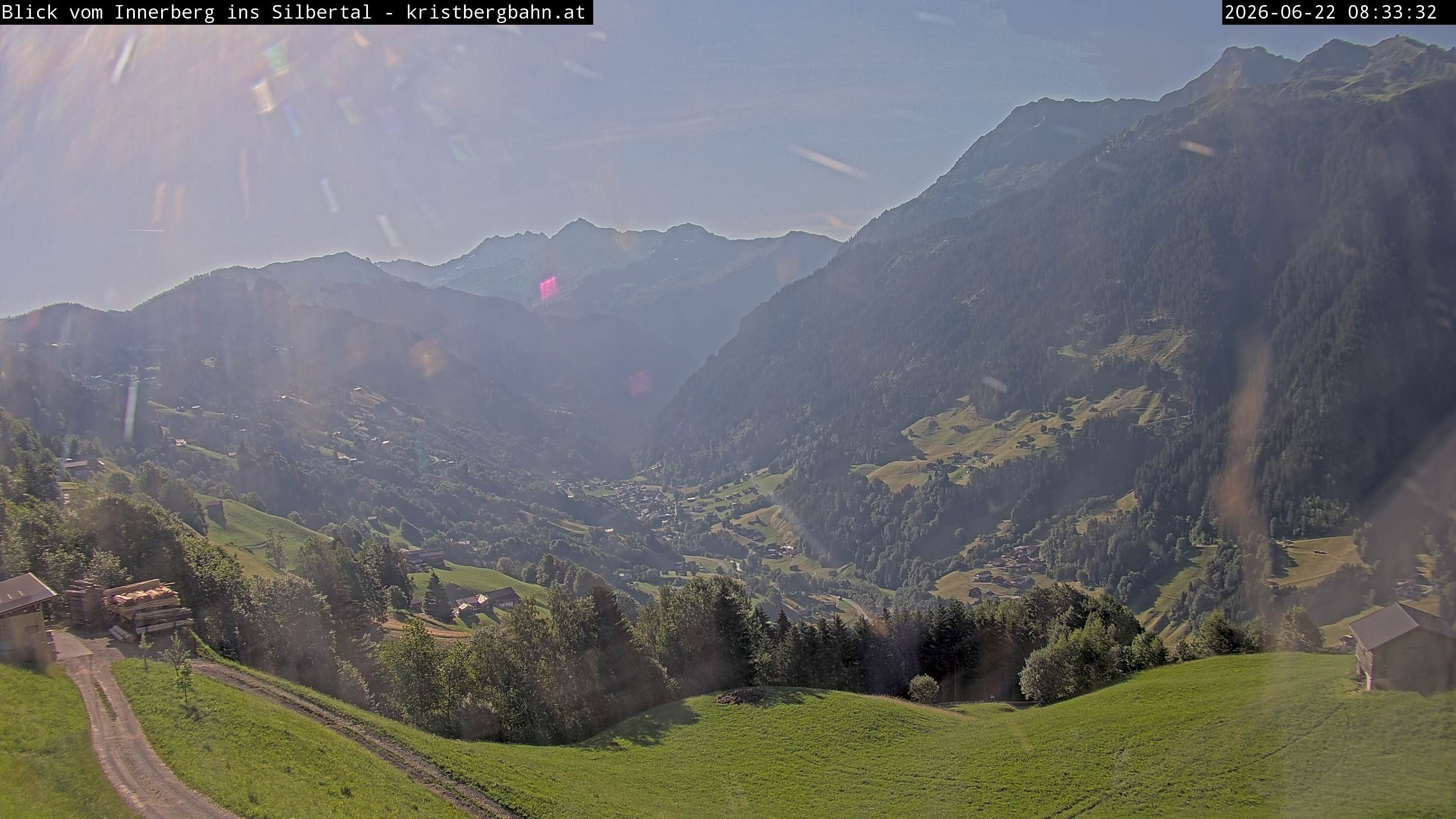 Archived image Webcam Innerberg, "Silbertal" valley