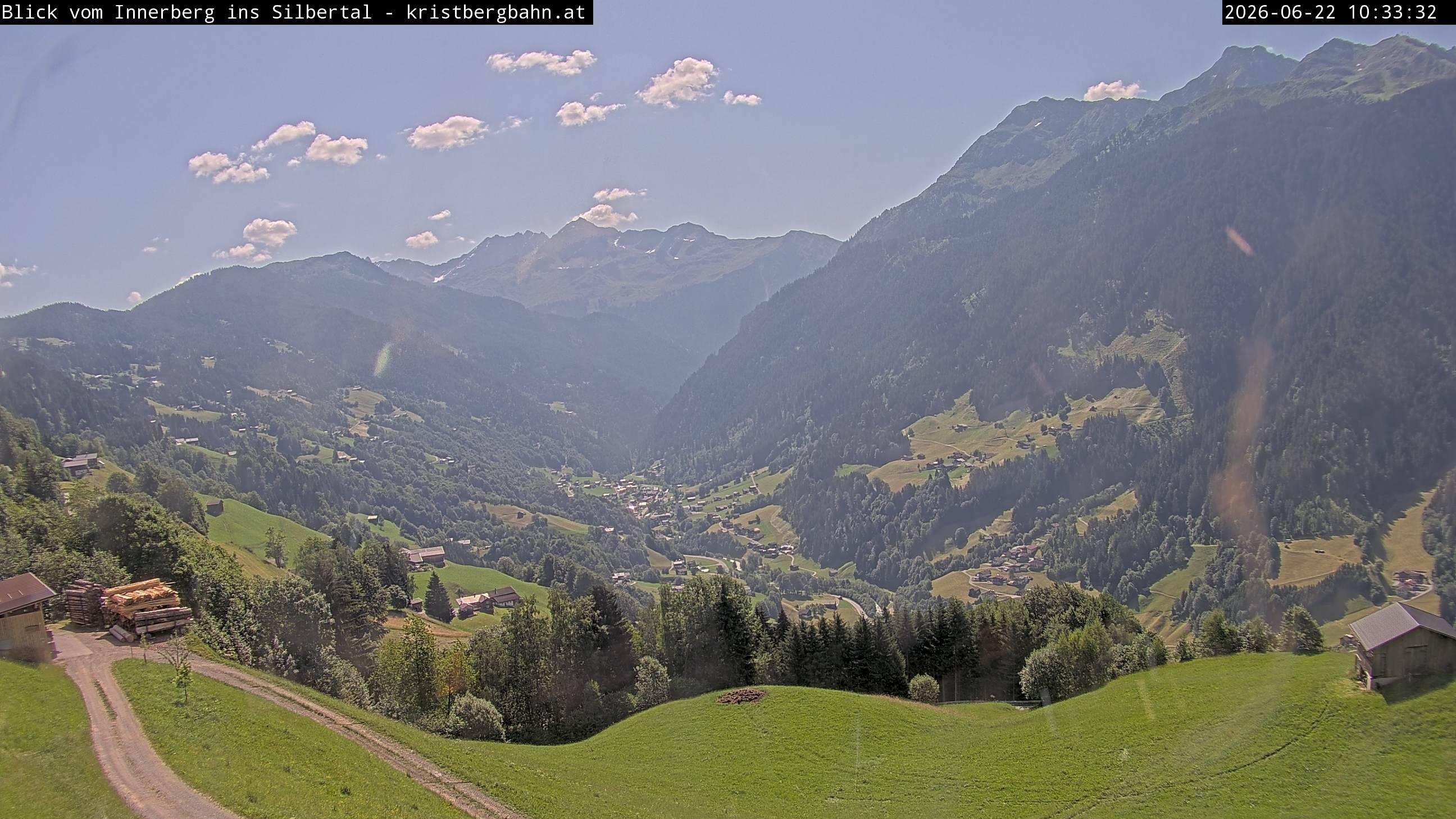 Archived image Webcam Innerberg, "Silbertal" valley