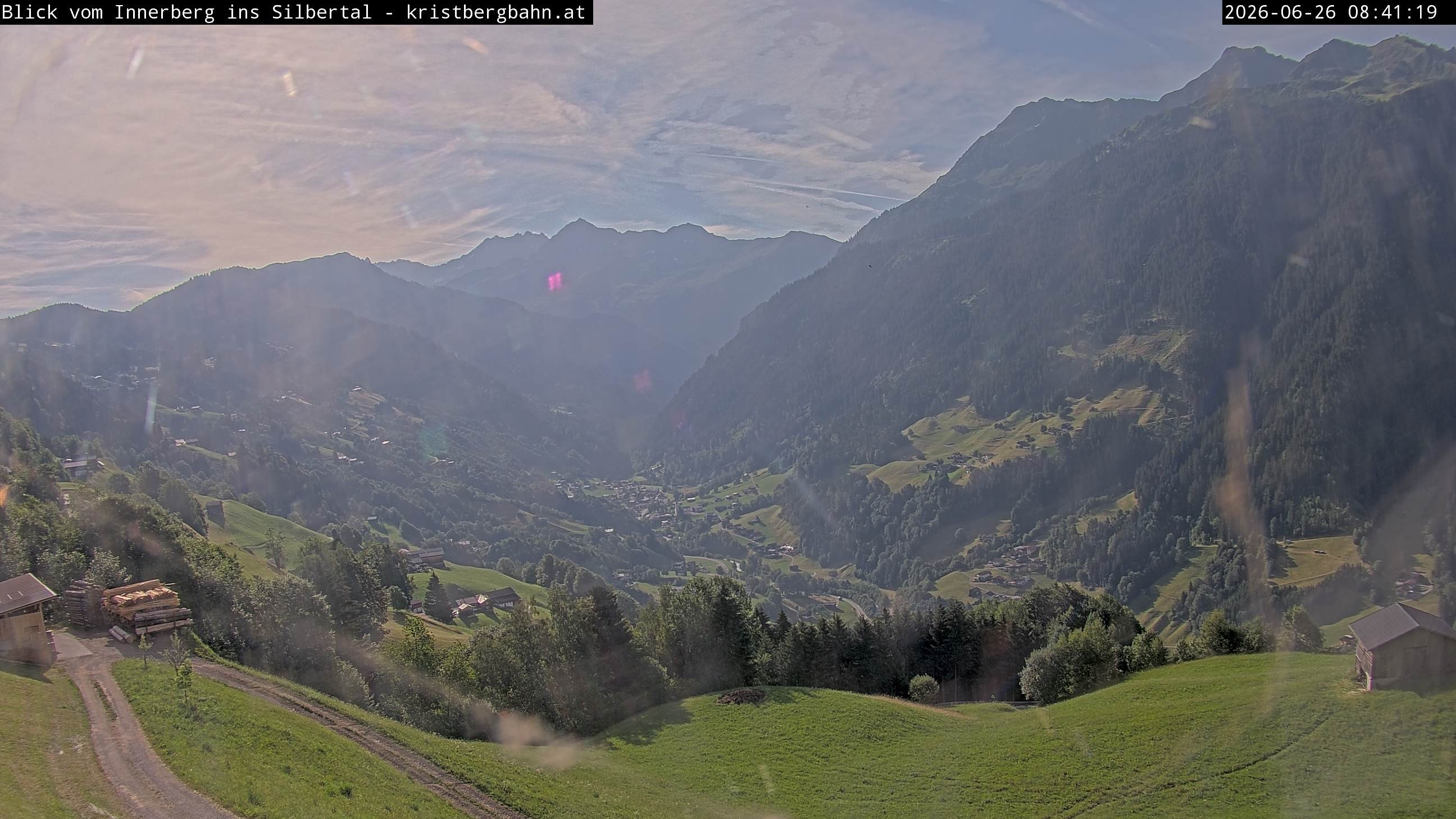 Archived image Webcam Innerberg, "Silbertal" valley