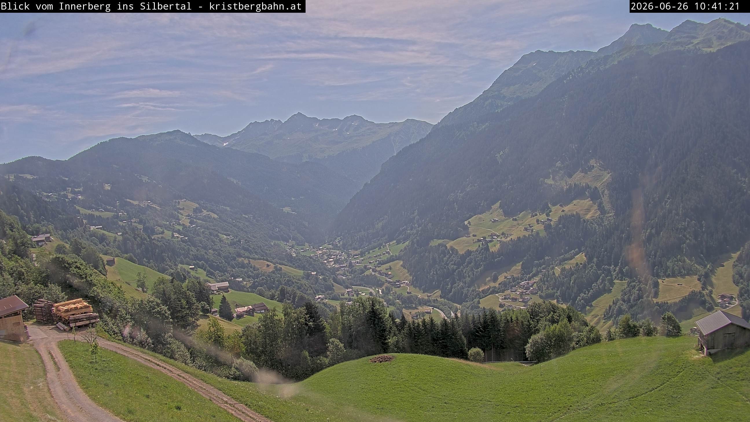 Archived image Webcam Innerberg, "Silbertal" valley
