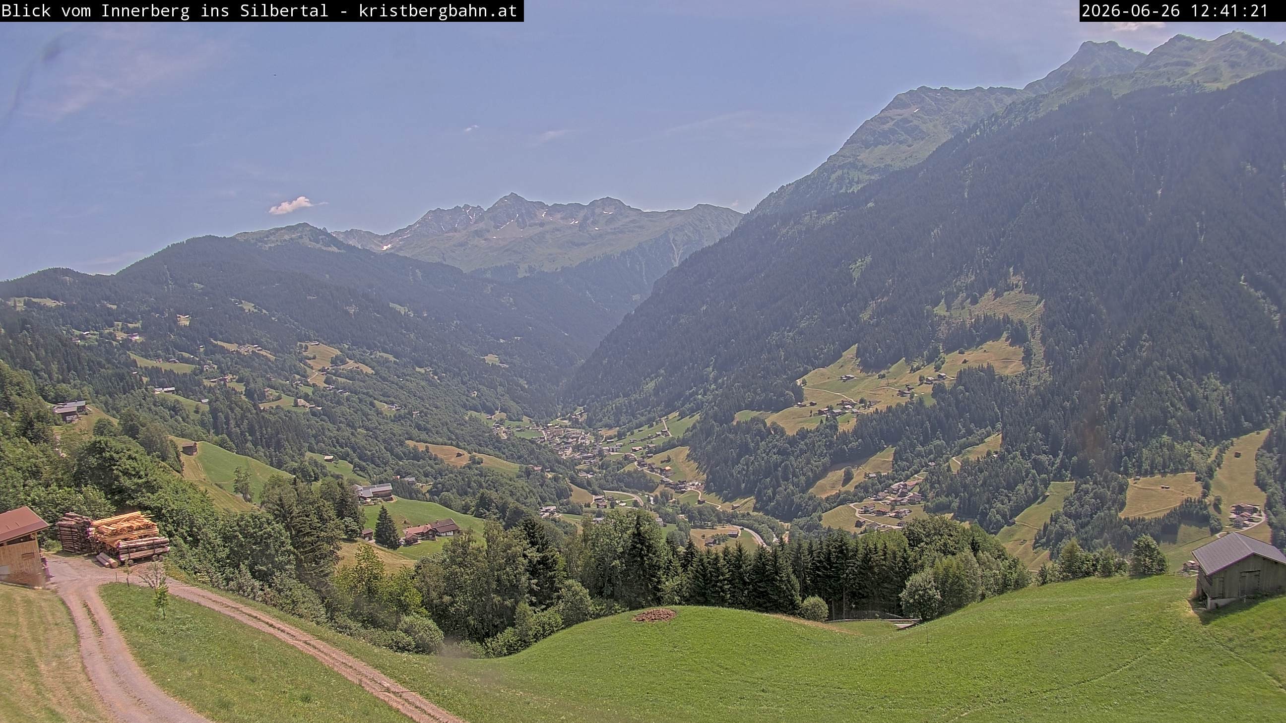 Archived image Webcam Innerberg, "Silbertal" valley