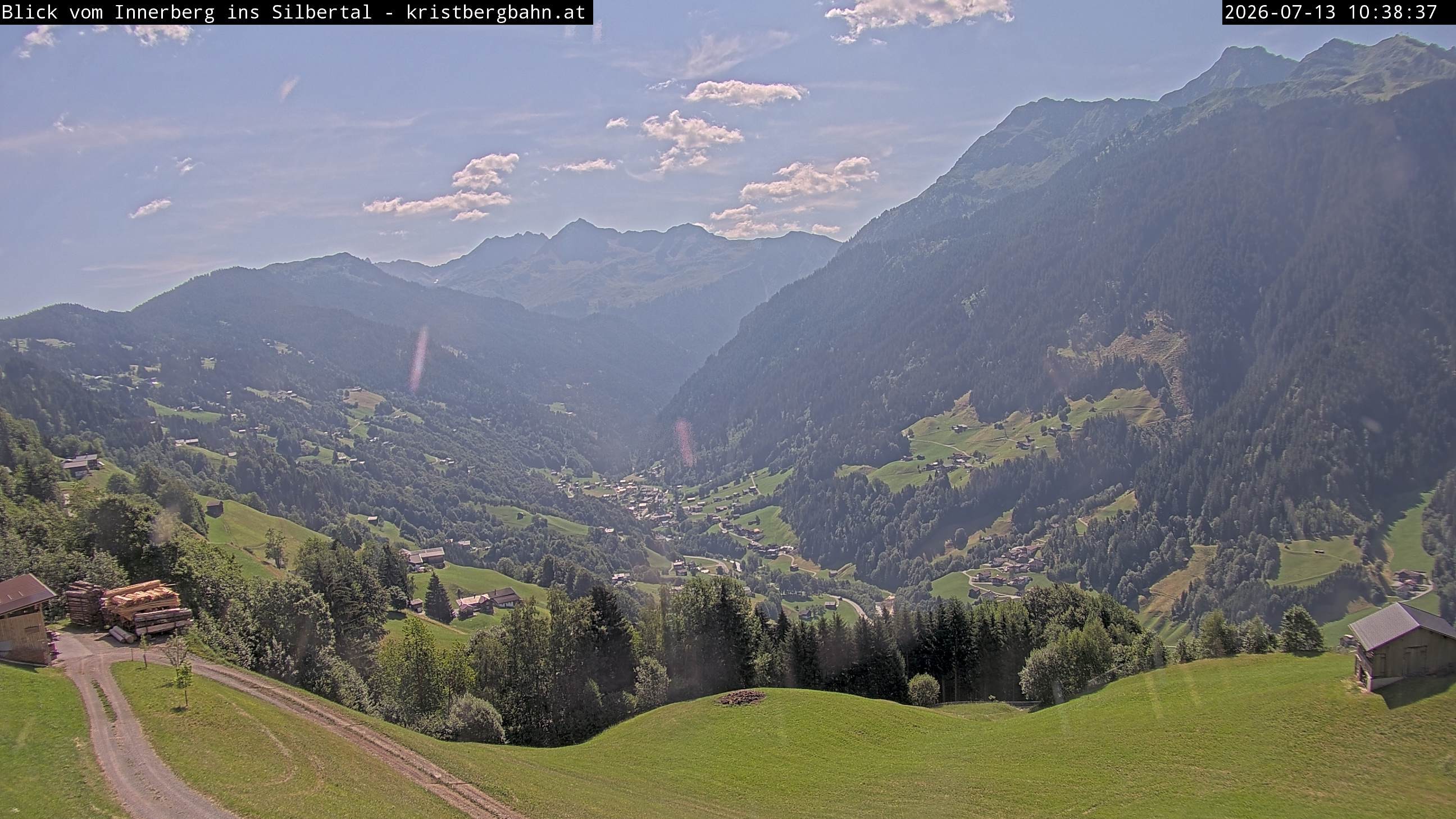 Archived image Webcam Innerberg, "Silbertal" valley
