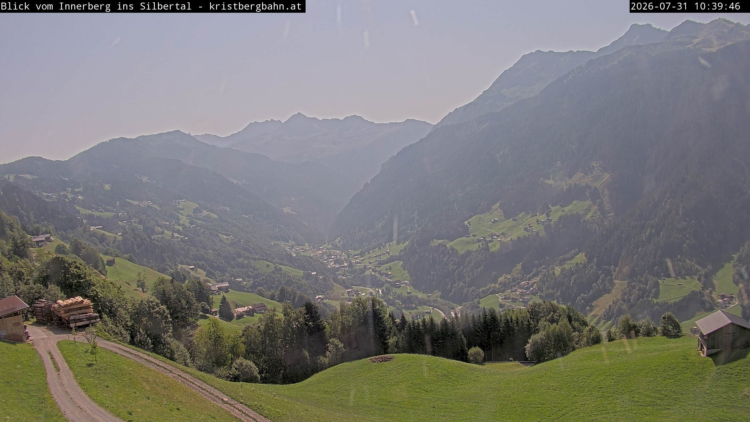 Archived image Webcam Innerberg, "Silbertal" valley
