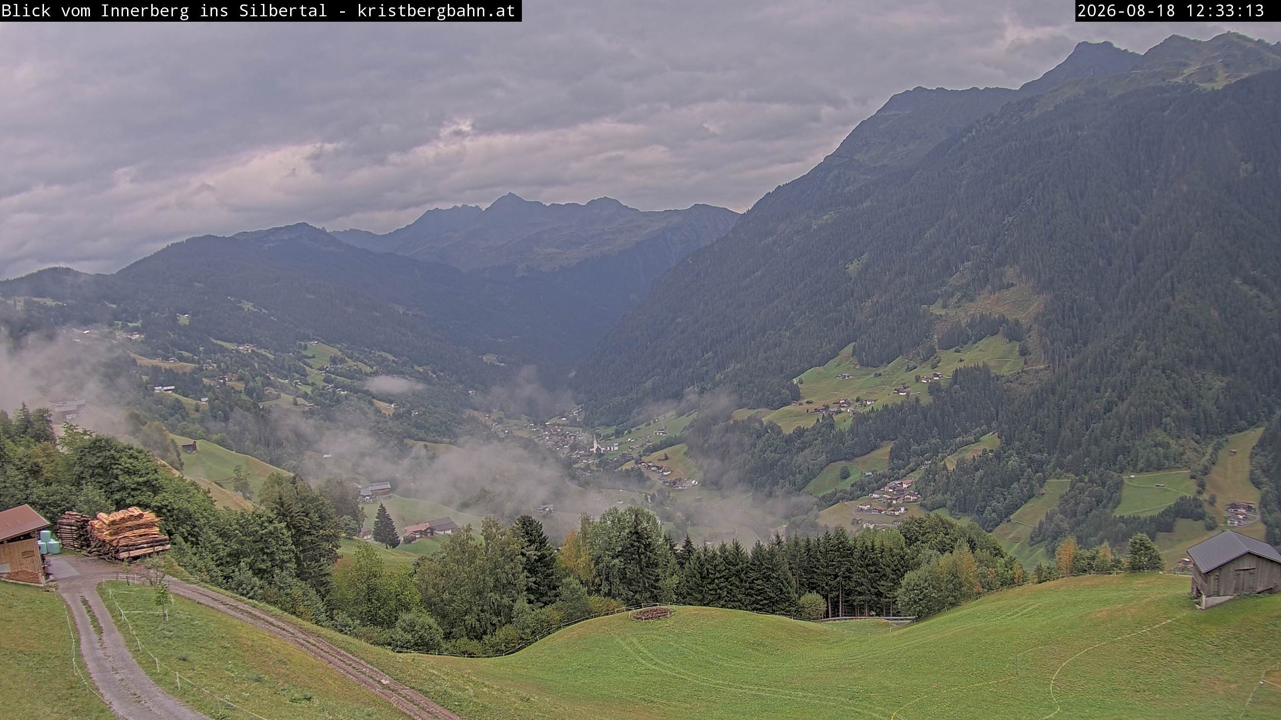 Archived image Webcam Innerberg, "Silbertal" valley