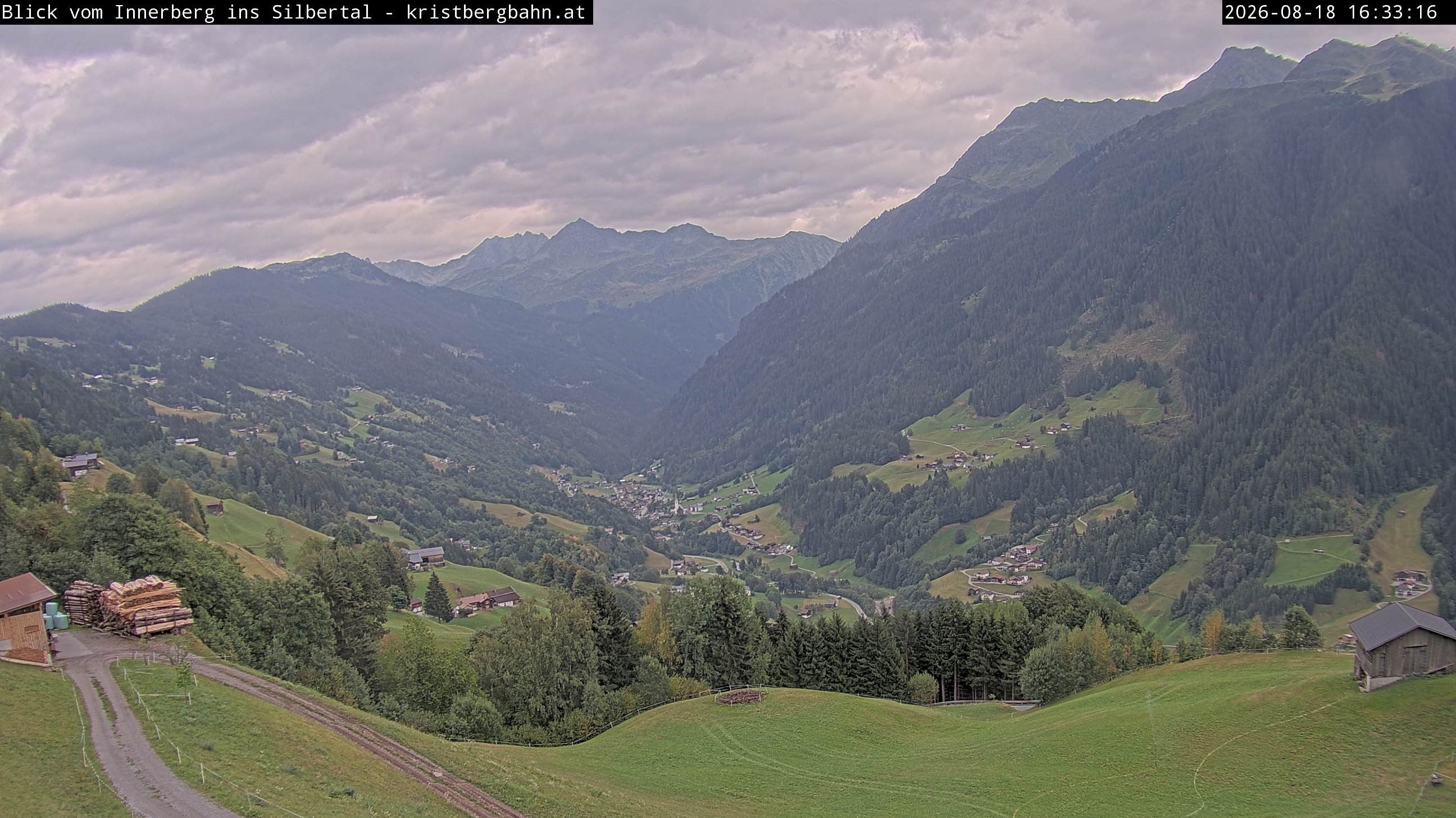 Archived image Webcam Innerberg, "Silbertal" valley