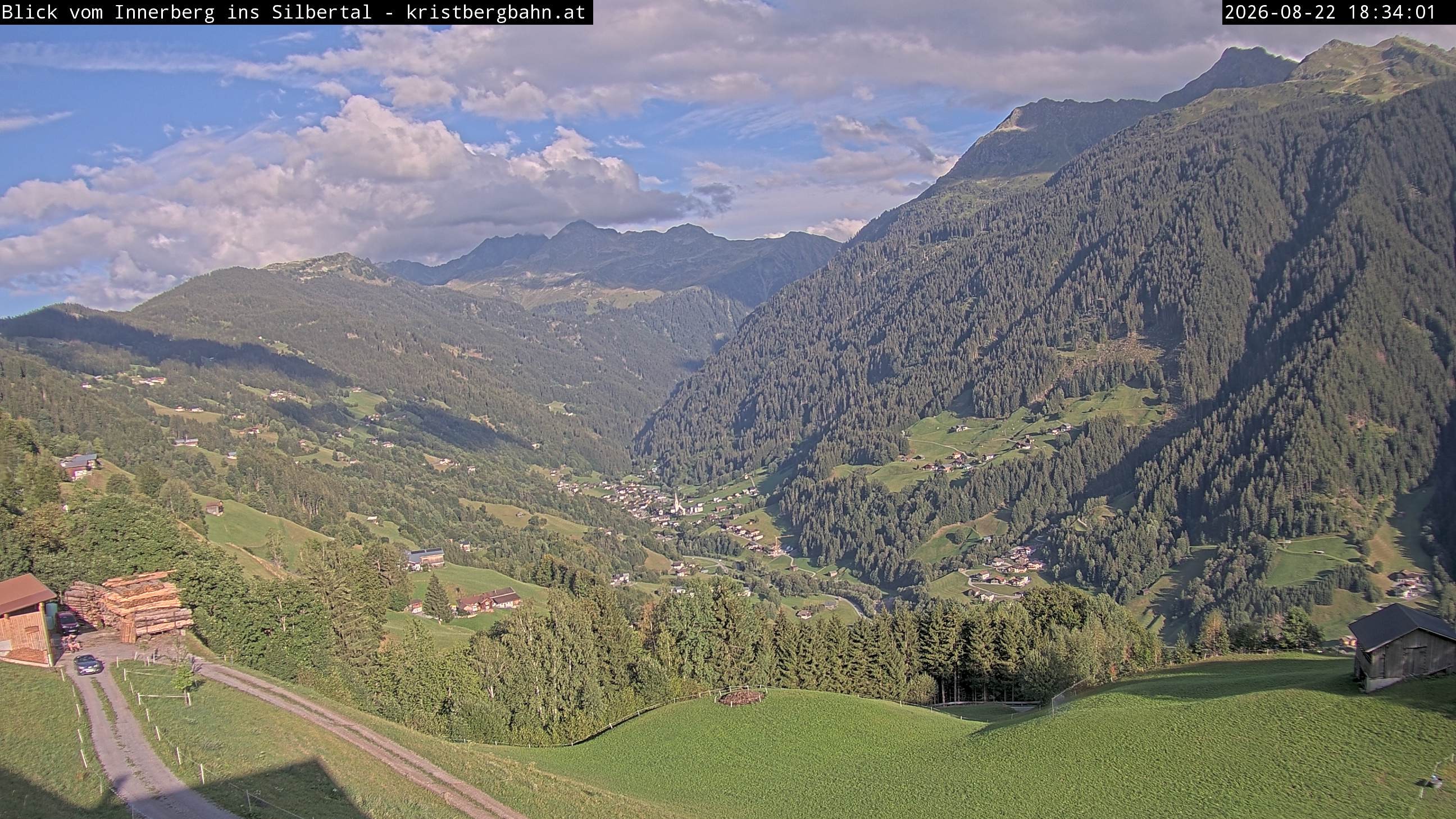Archived image Webcam Innerberg, "Silbertal" valley