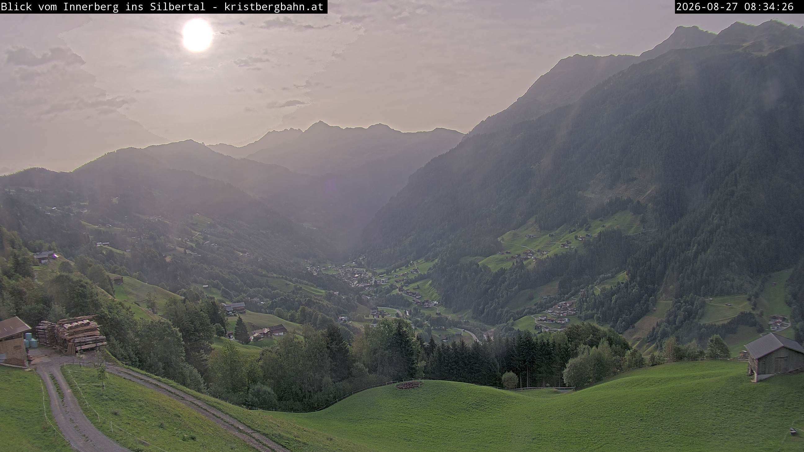 Archived image Webcam Innerberg, "Silbertal" valley