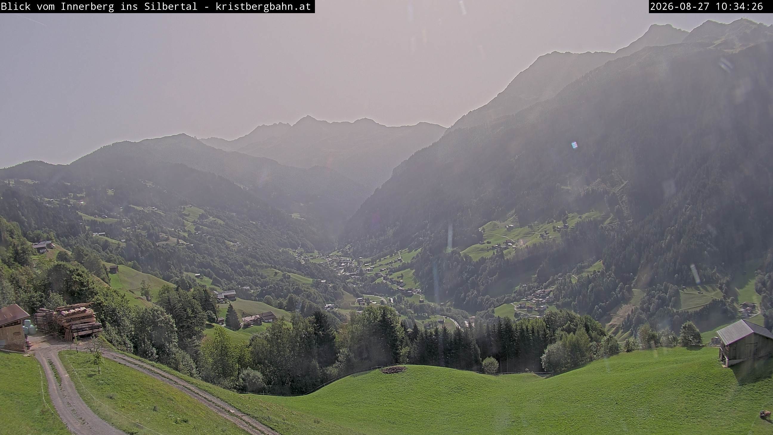 Archived image Webcam Innerberg, "Silbertal" valley
