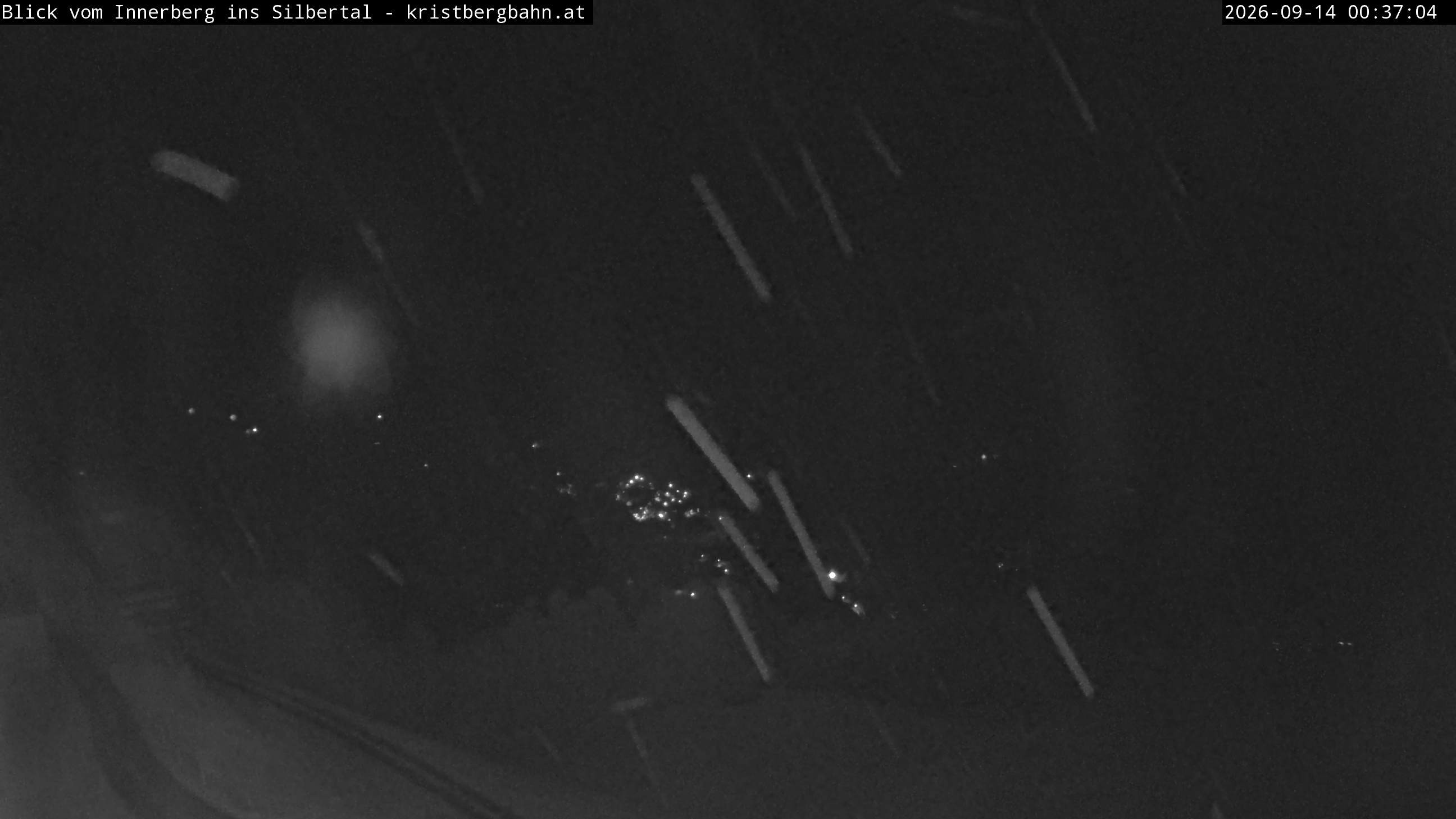 Archived image Webcam Innerberg, "Silbertal" valley