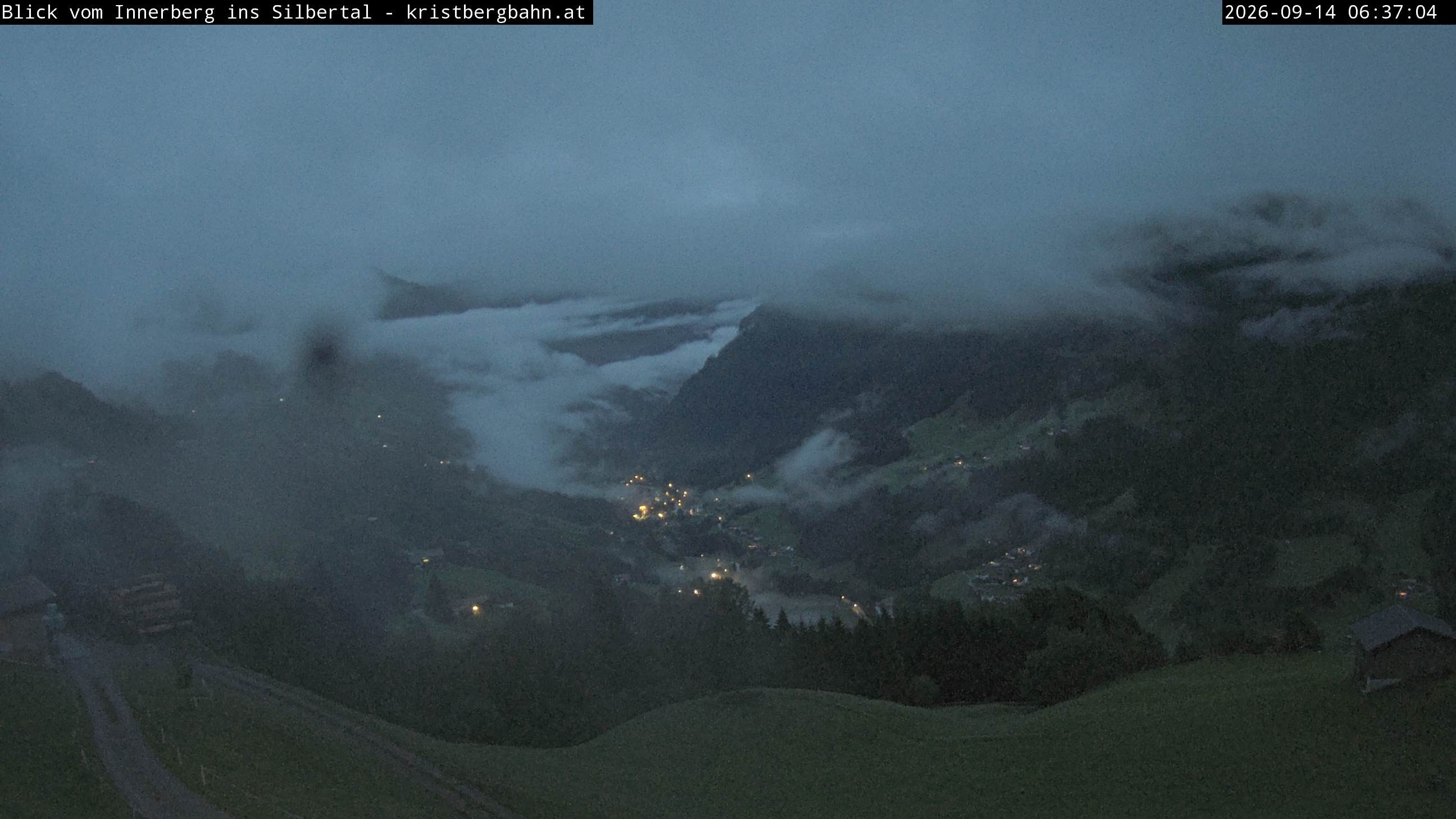 Archived image Webcam Innerberg, "Silbertal" valley