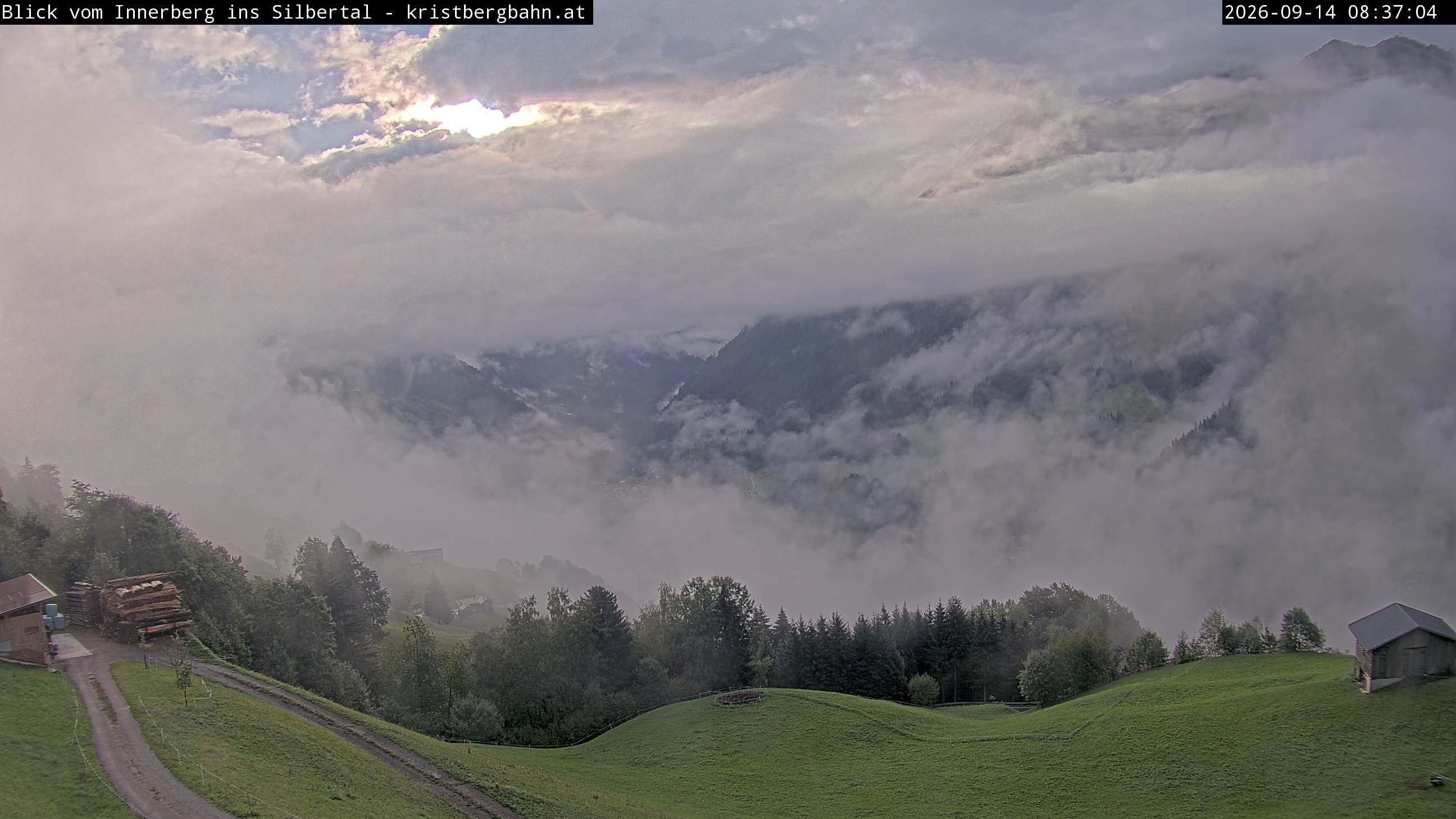 Archived image Webcam Innerberg, "Silbertal" valley