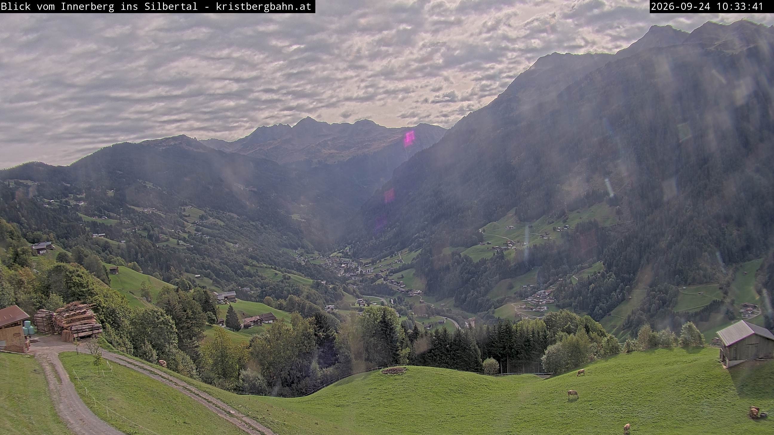 Archived image Webcam Innerberg, "Silbertal" valley
