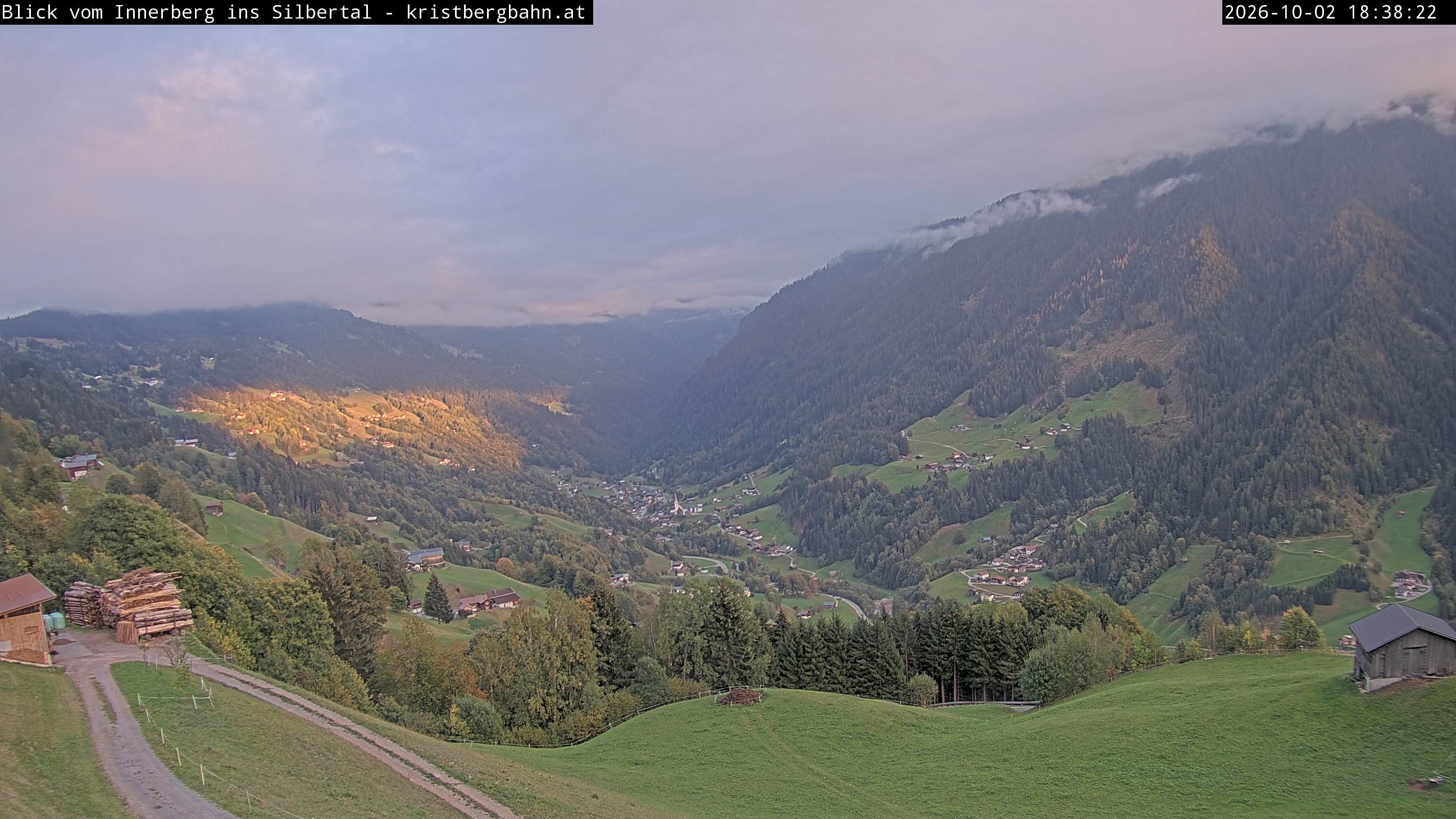 Archived image Webcam Innerberg, "Silbertal" valley