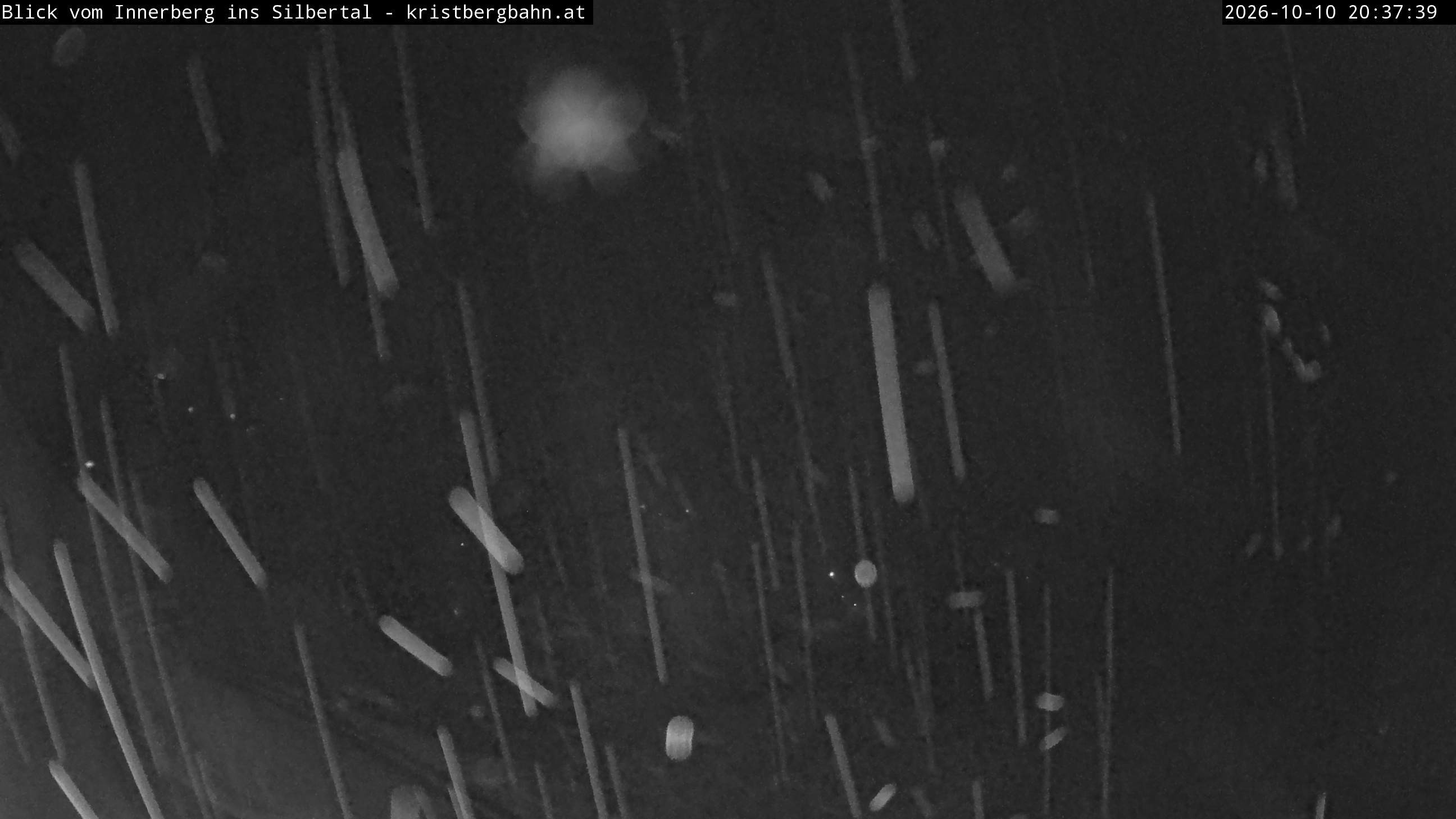 Archived image Webcam Innerberg, "Silbertal" valley