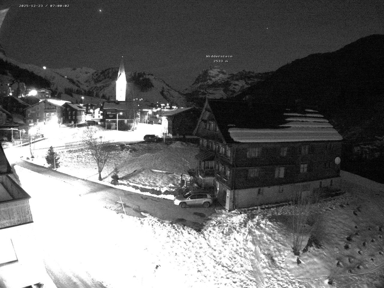 Archiv Foto Webcam Dorfzentrum von Warth