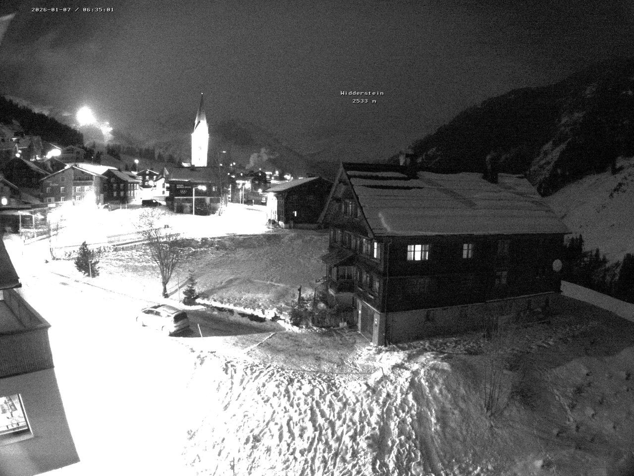 Archived image Webcam Village center Warth