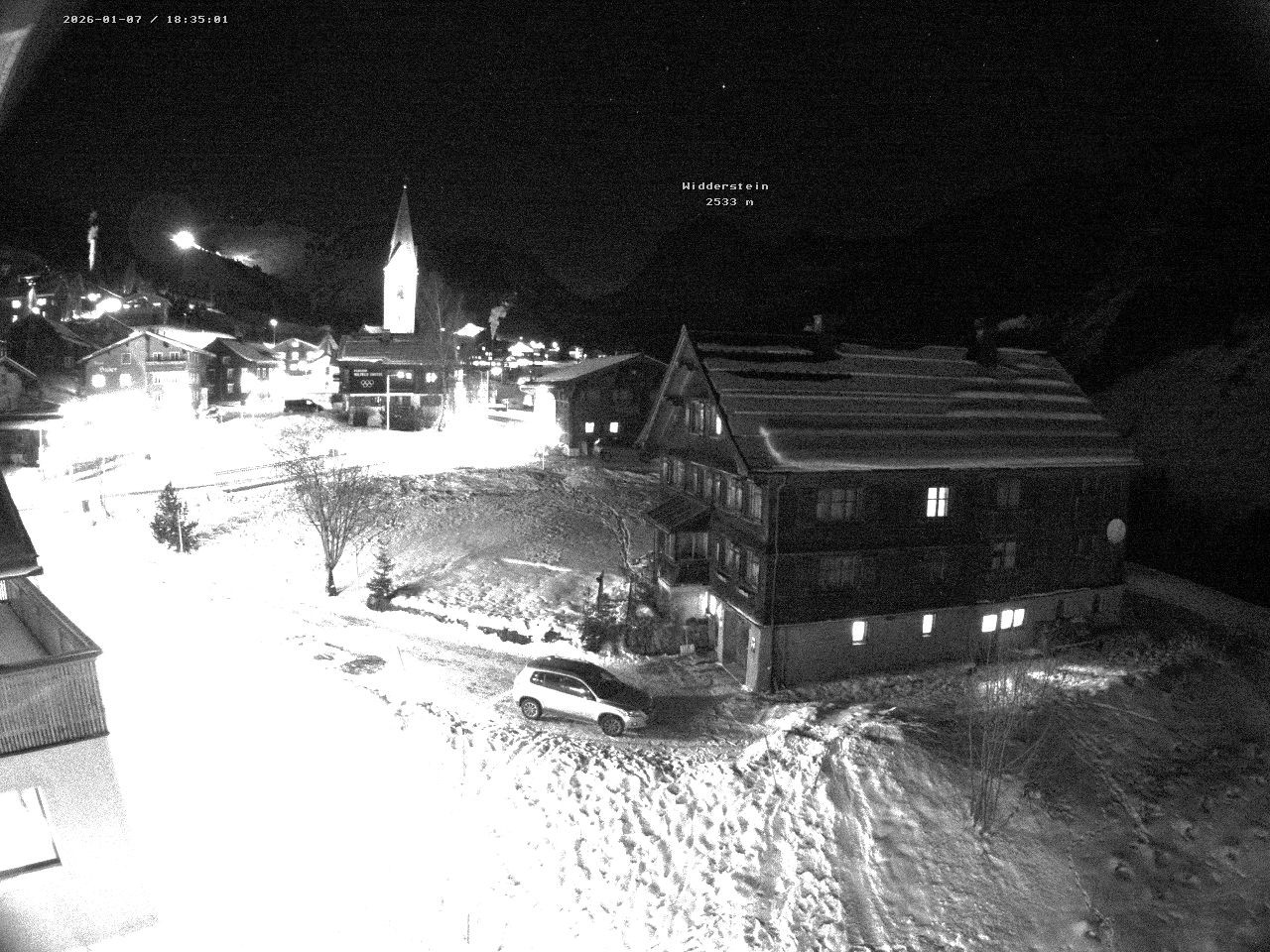 Archived image Webcam Village center Warth