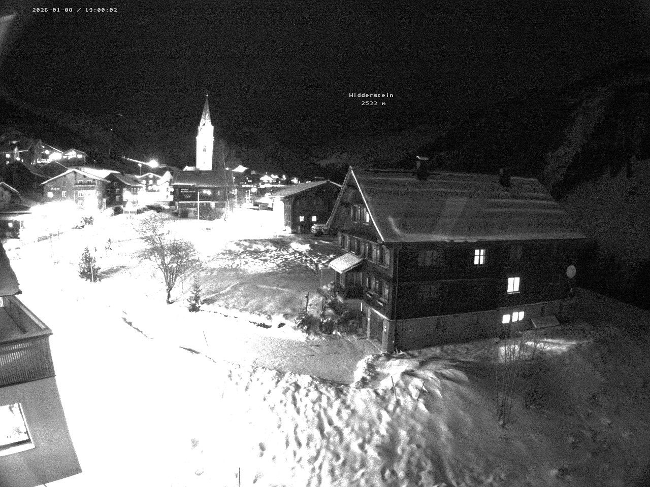 Archived image Webcam Village center Warth