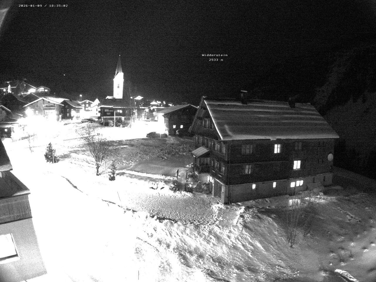 Archiv Foto Webcam Dorfzentrum von Warth