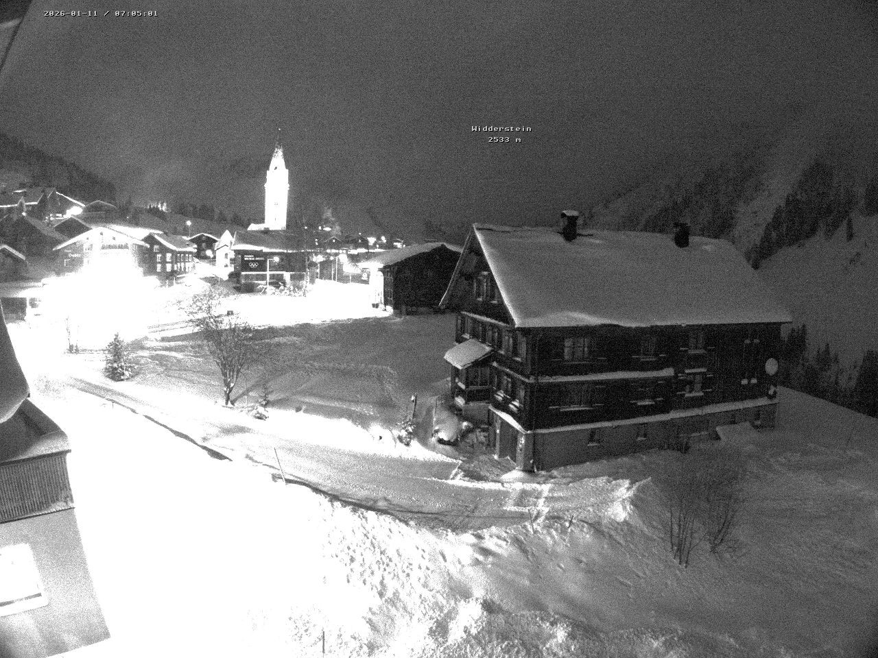 Archiv Foto Webcam Dorfzentrum von Warth