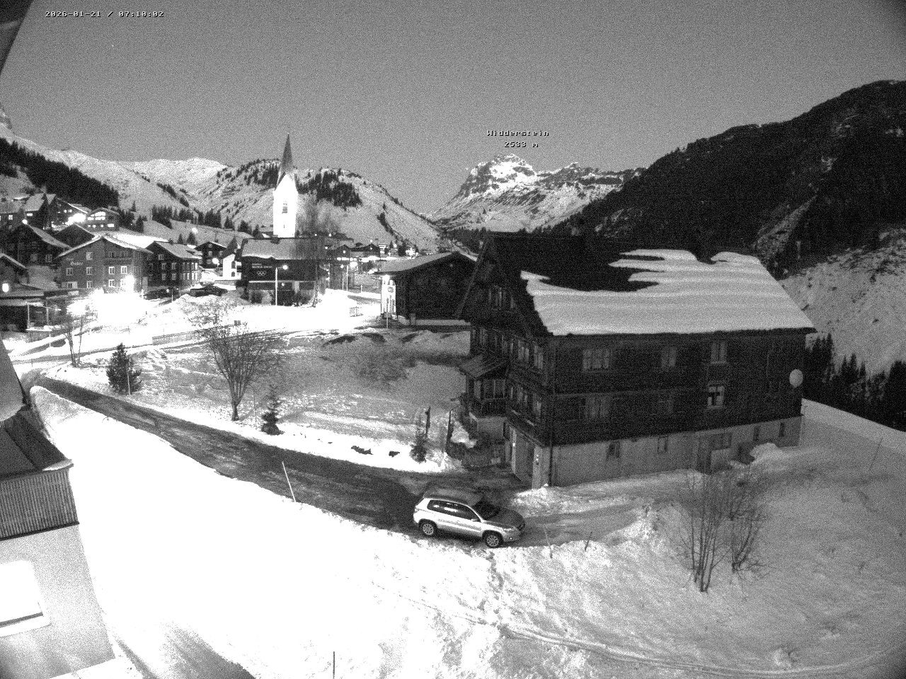 Archiv Foto Webcam Dorfzentrum von Warth