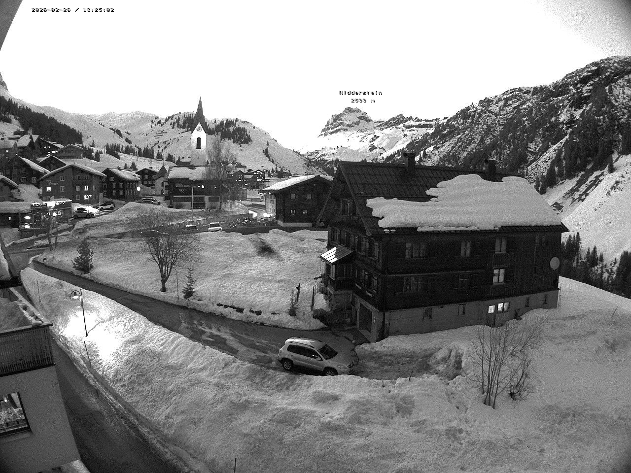 Archived image Webcam Village center Warth
