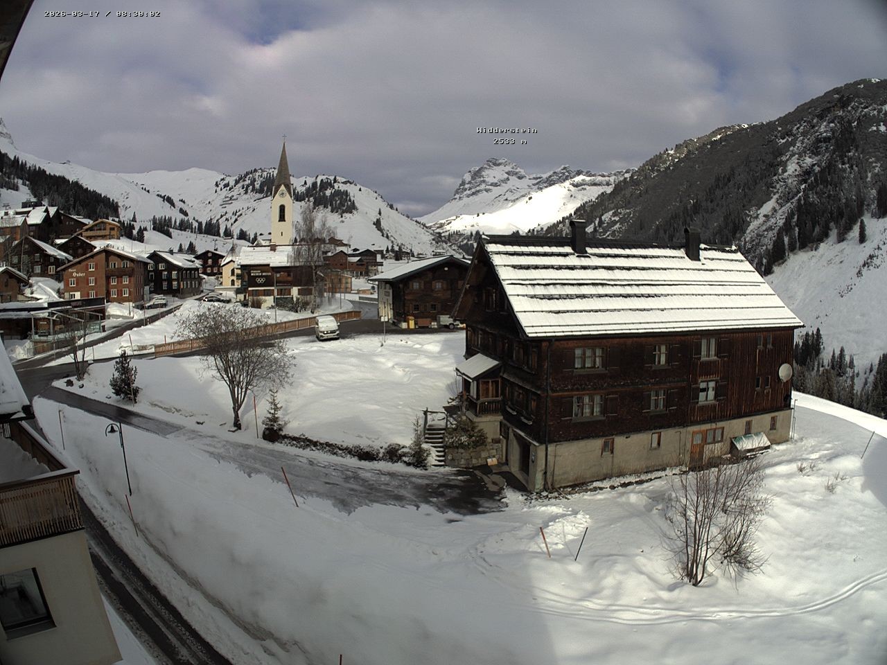 Archiv Foto Webcam Dorfzentrum von Warth