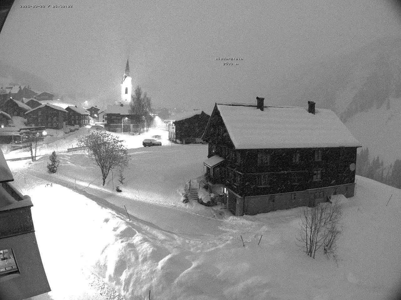 Archiv Foto Webcam Dorfzentrum von Warth