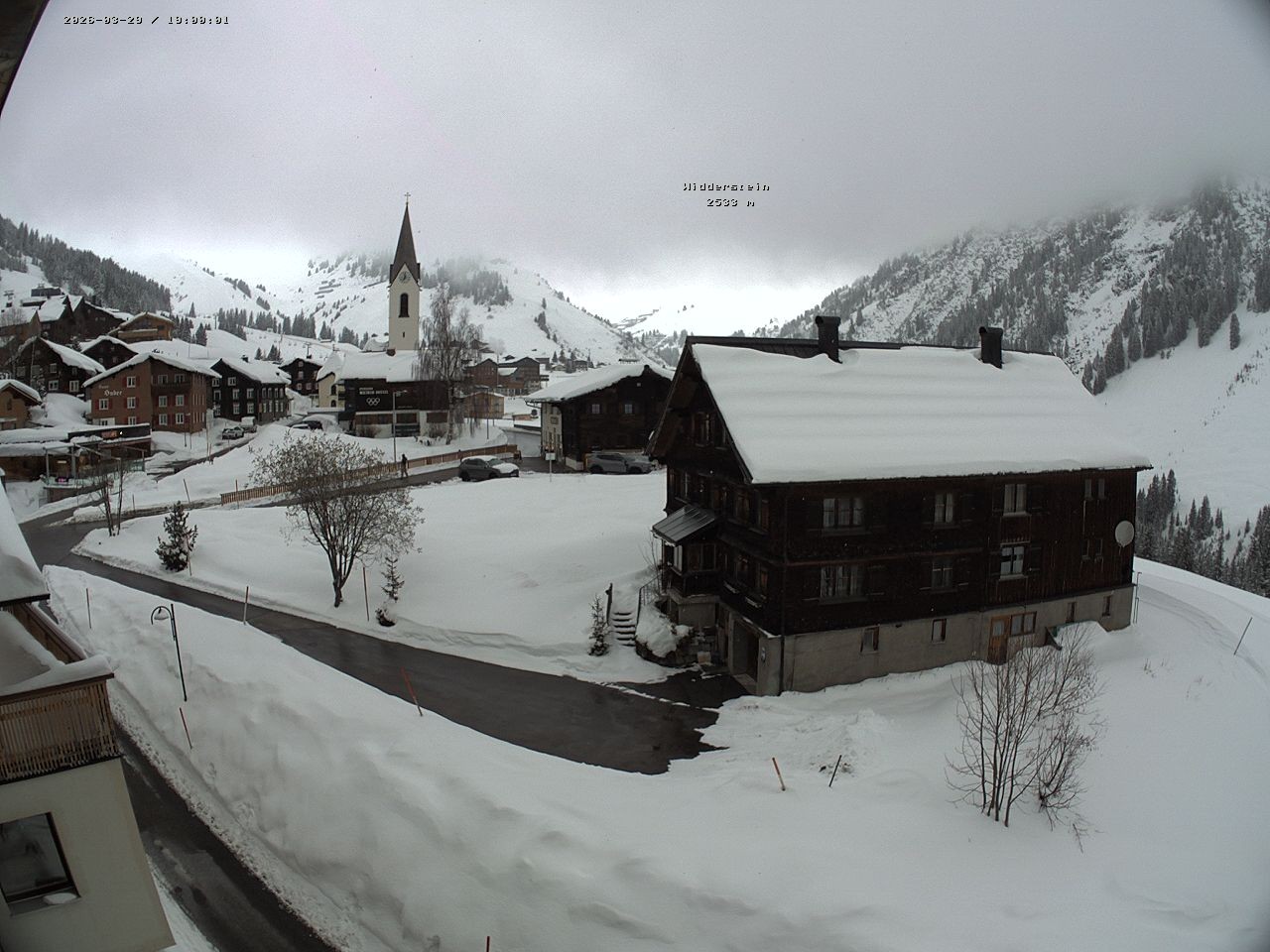 Archiv Foto Webcam Dorfzentrum von Warth