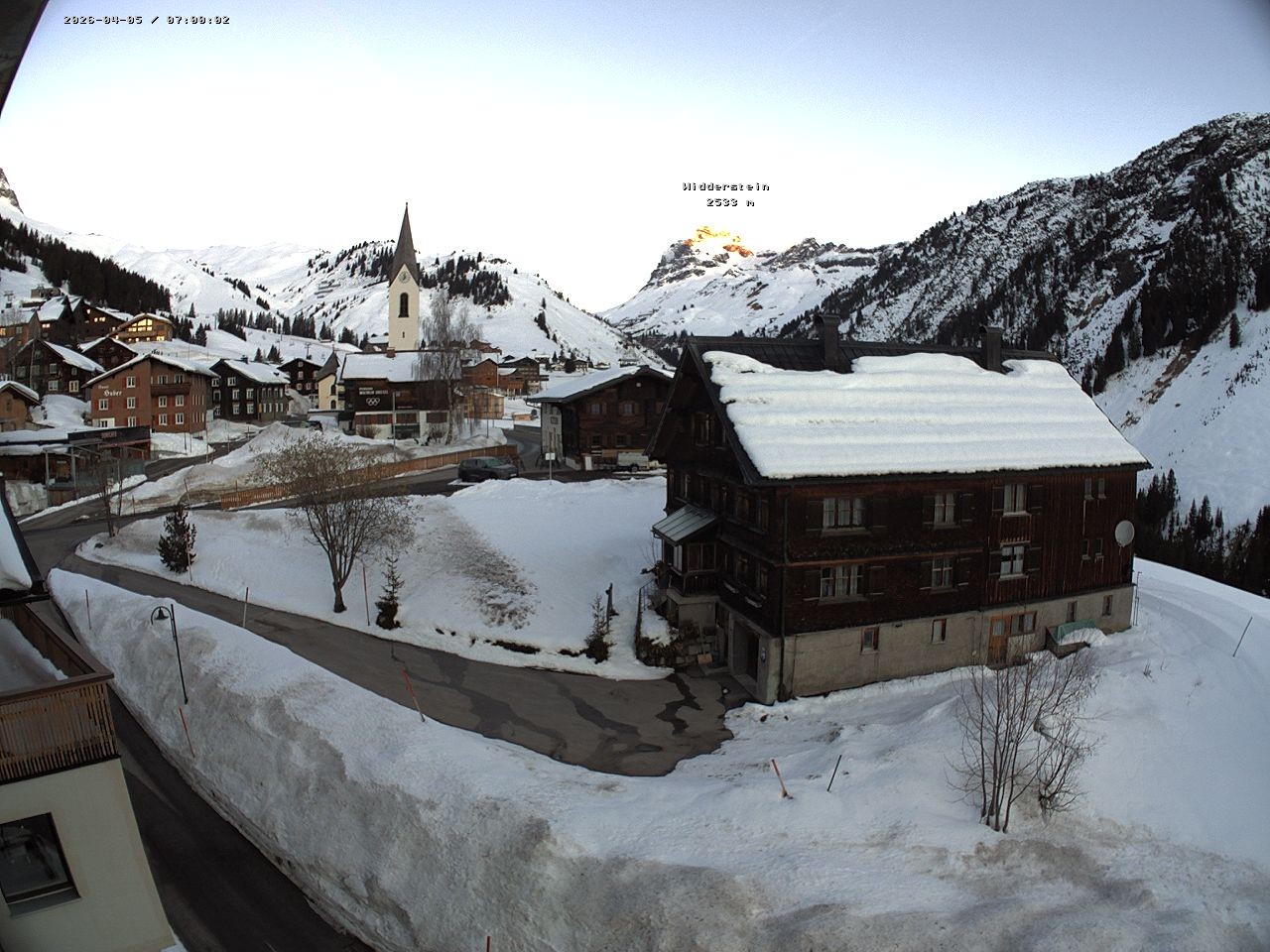 Archived image Webcam Village center Warth