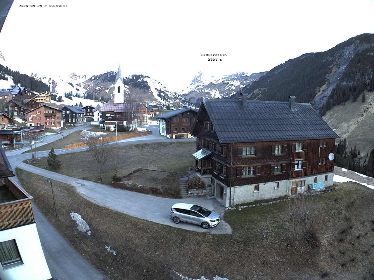 Archived image Webcam Village center Warth