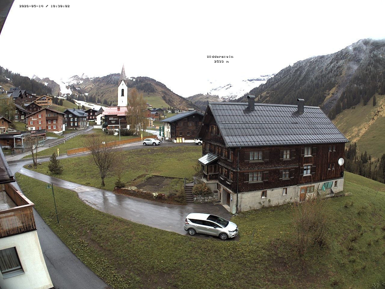 Archived image Webcam Village center Warth
