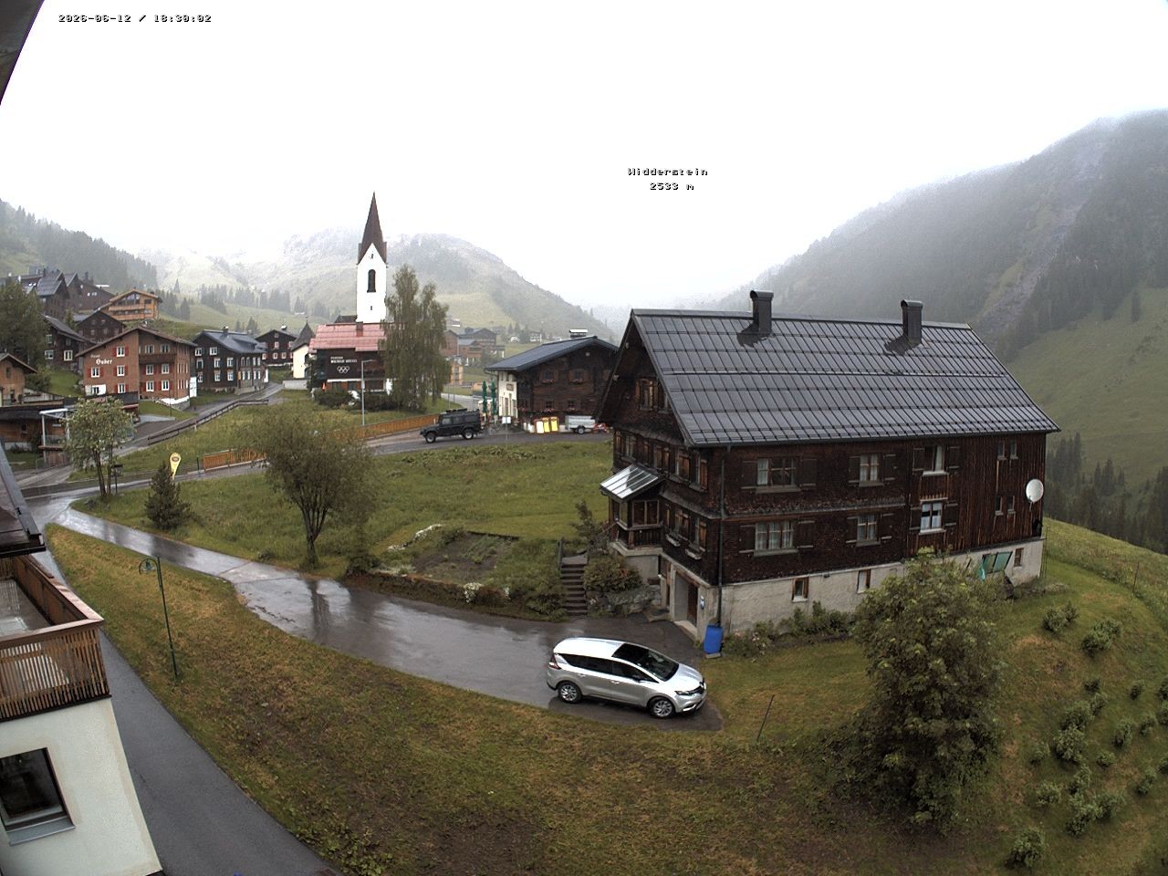 Archiv Foto Webcam Dorfzentrum von Warth