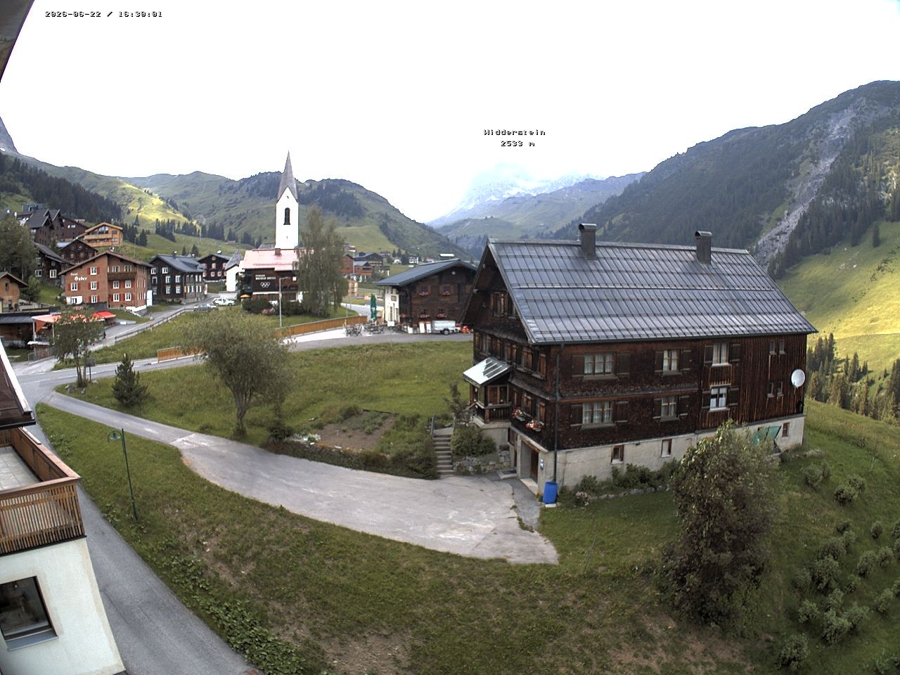 Archiv Foto Webcam Dorfzentrum von Warth