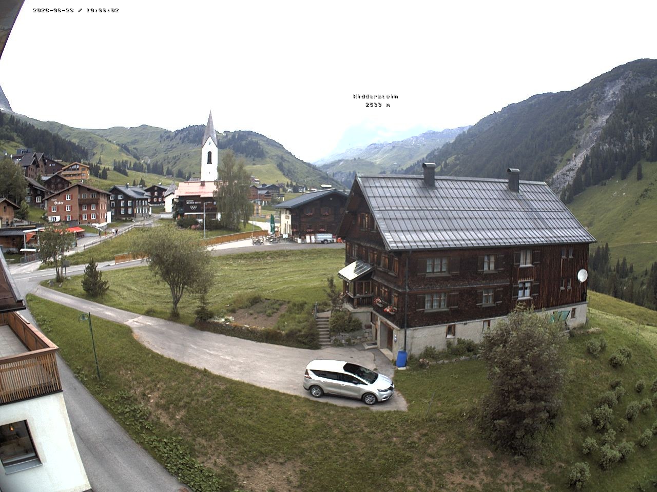 Archiv Foto Webcam Dorfzentrum von Warth
